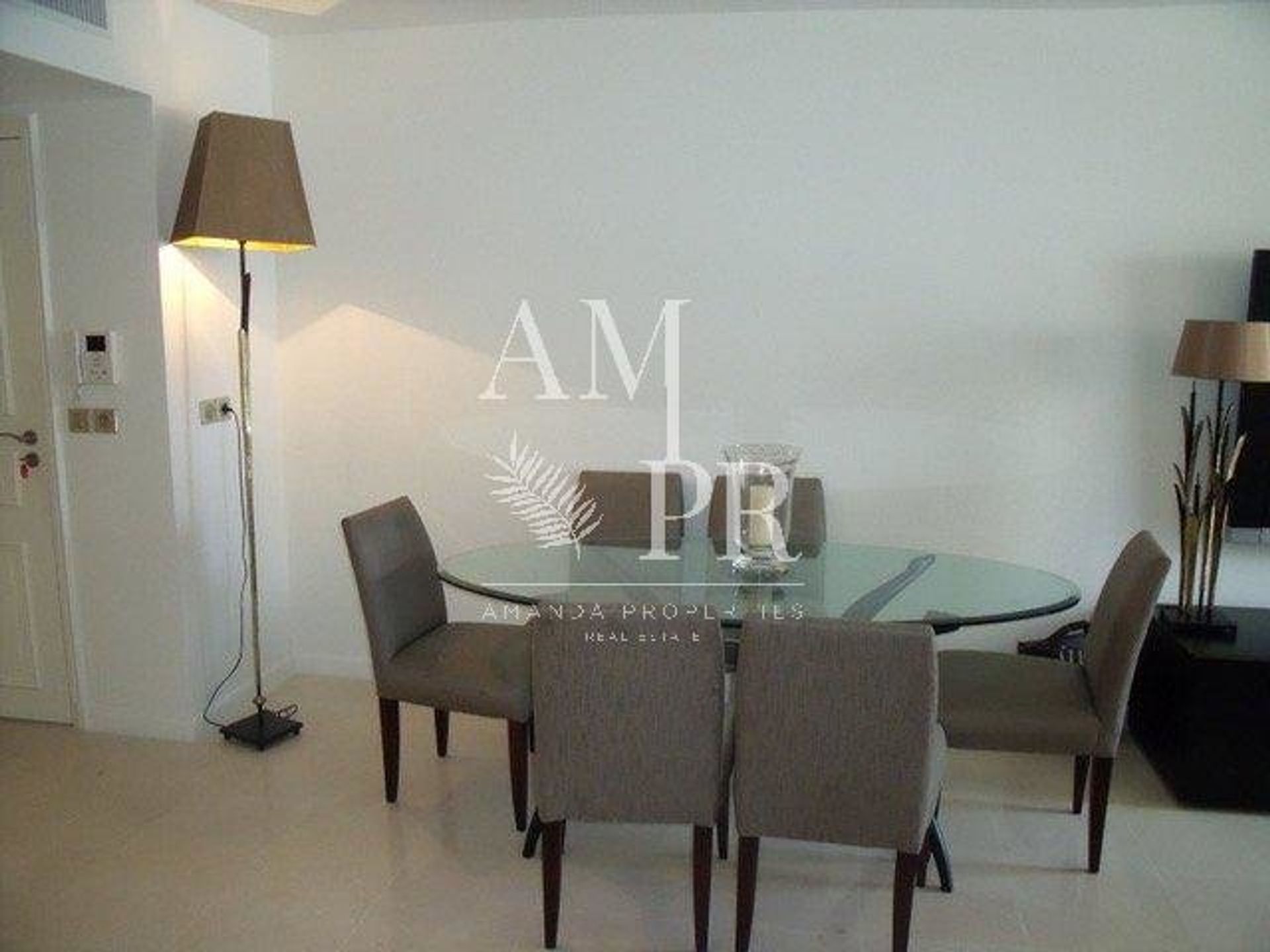 Condominium in Cannes, Provence-Alpes-Cote d'Azur 10701310