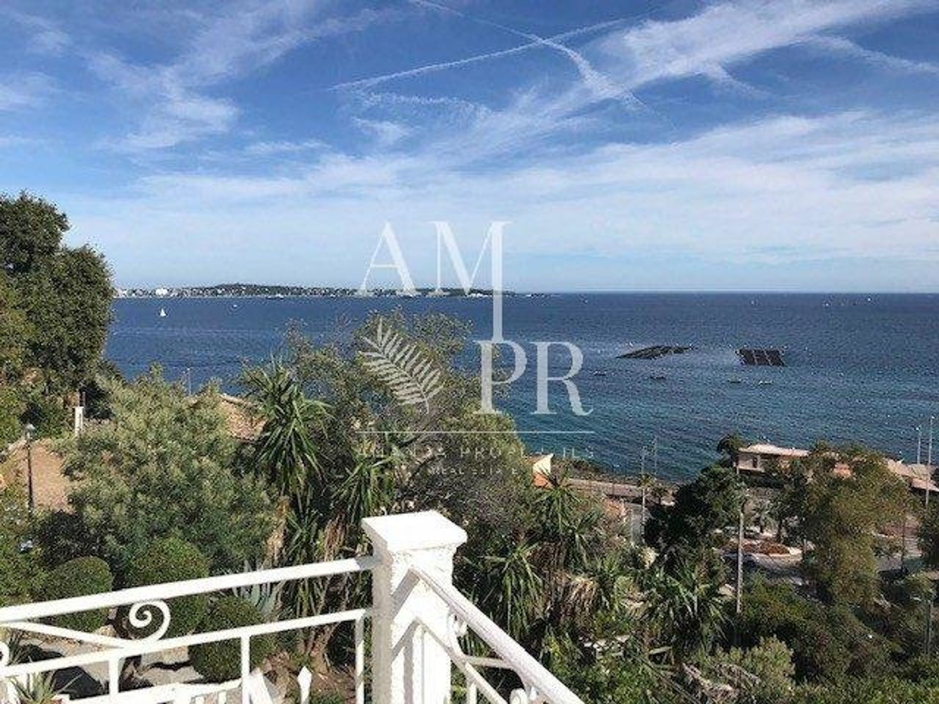 Talo sisään Cannes, Provence-Alpes-Cote d'Azur 10701348