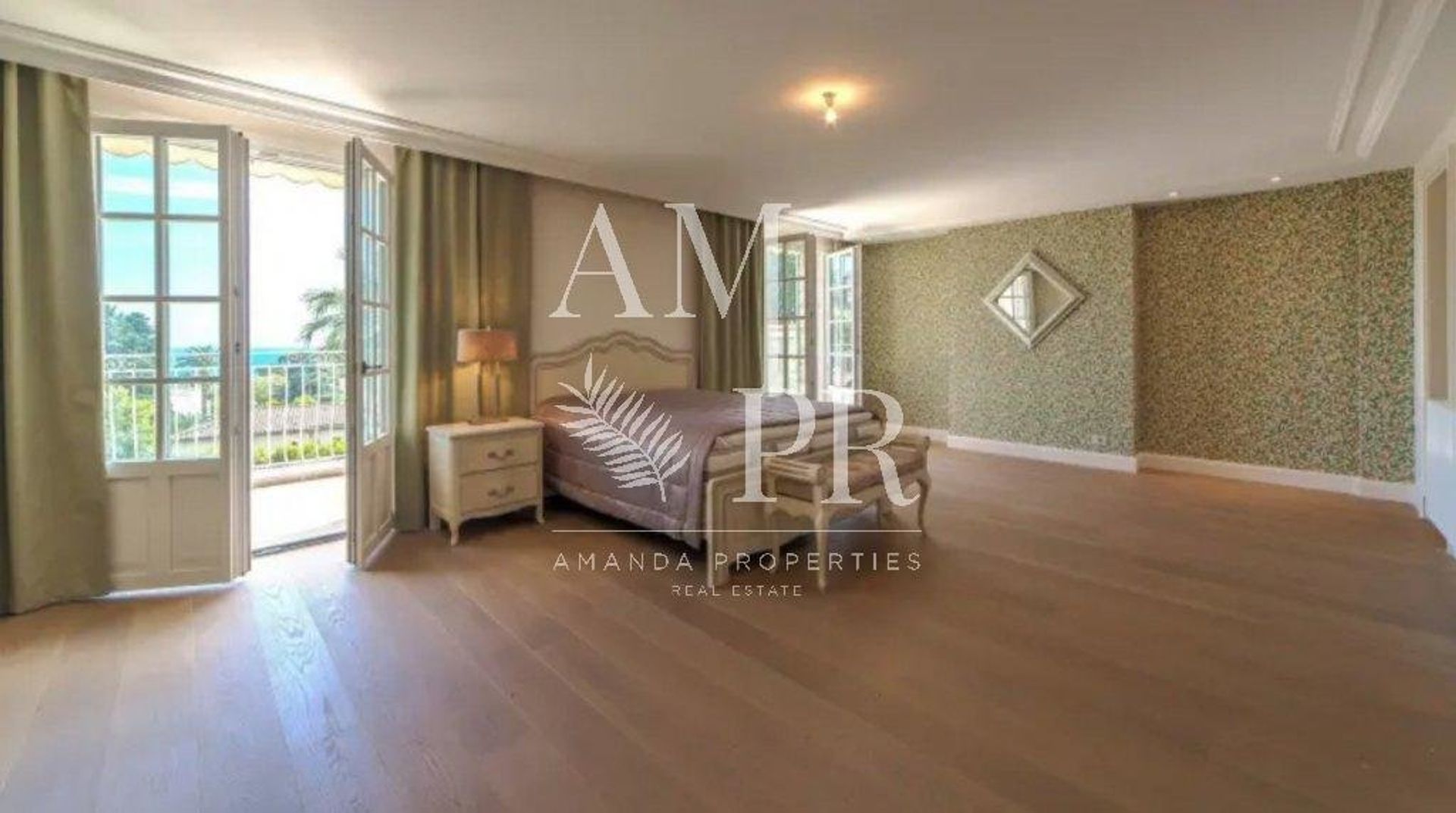 House in Cannes, Provence-Alpes-Côte d'Azur 10701370