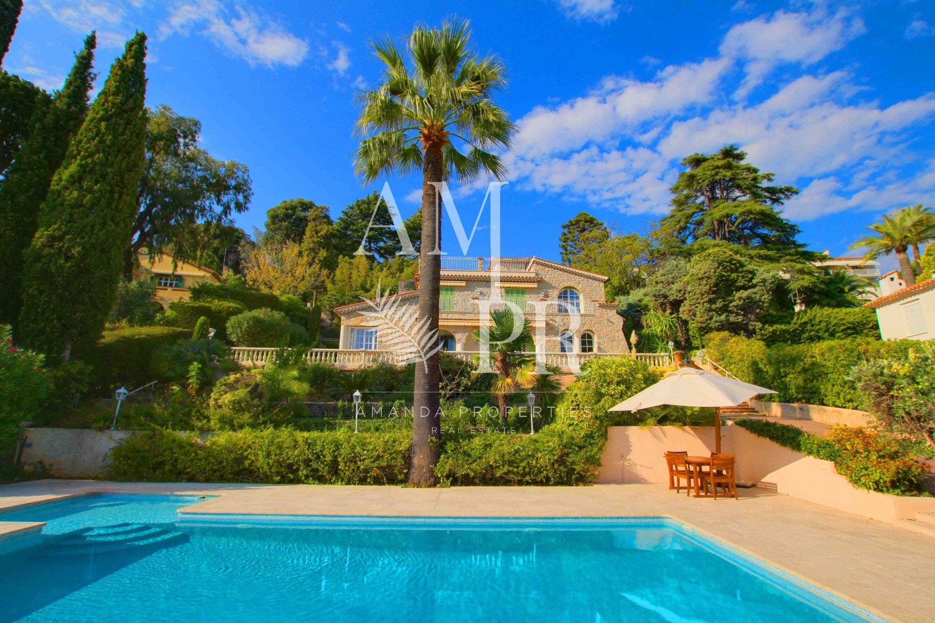 casa en Cannes, Provence-Alpes-Côte d'Azur 10701370