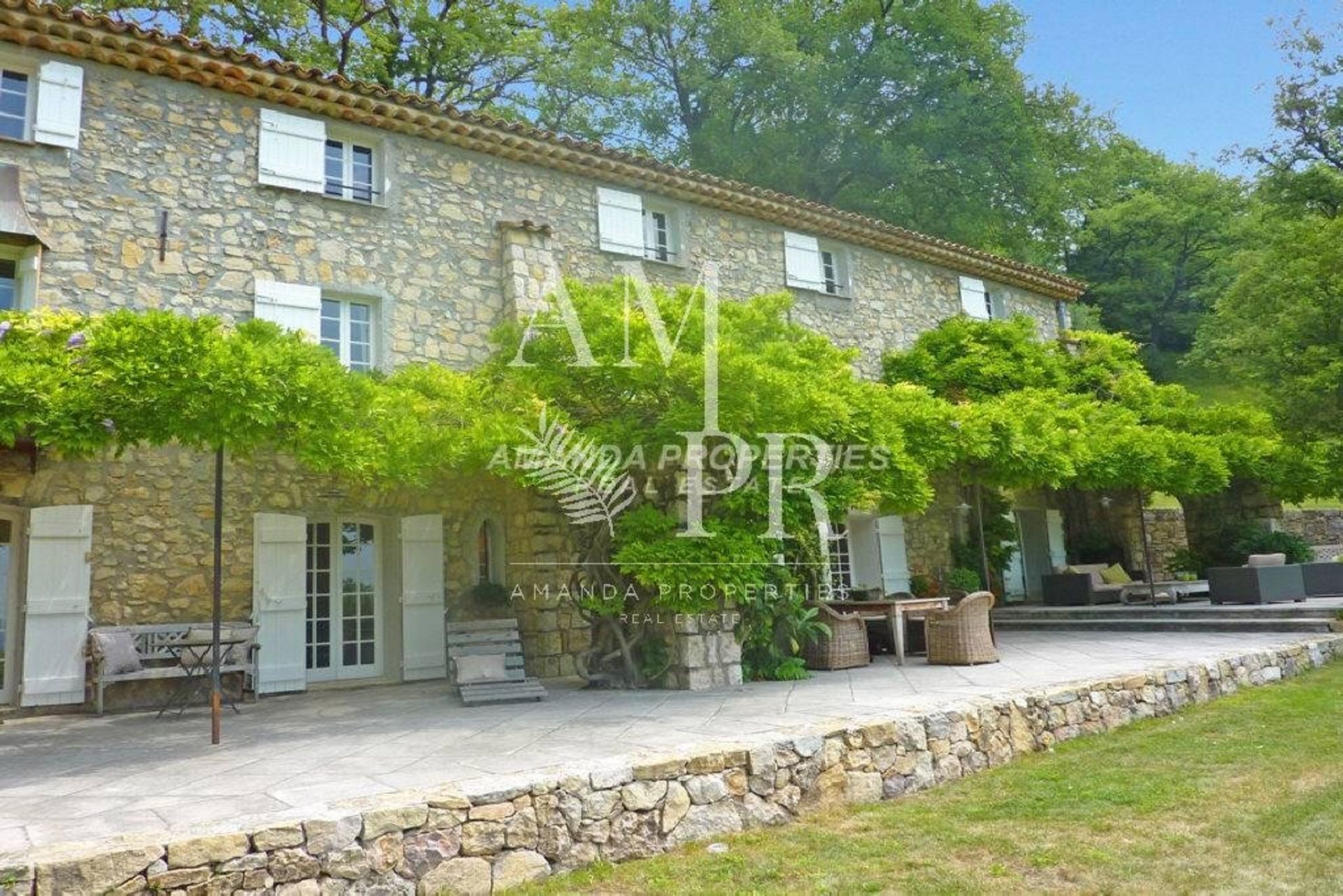 casa no Valbonne, Provença-Alpes-Costa Azul 10701376