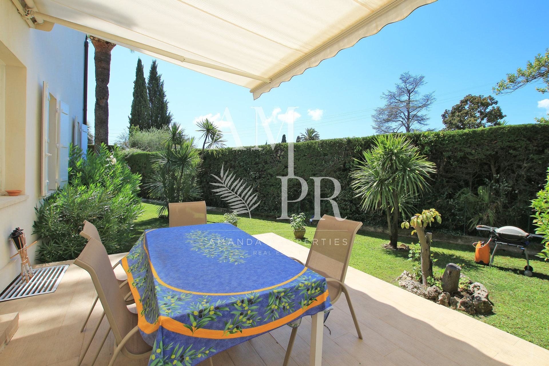 Rumah di Cannes, Provence-Alpes-Cote d'Azur 10701401