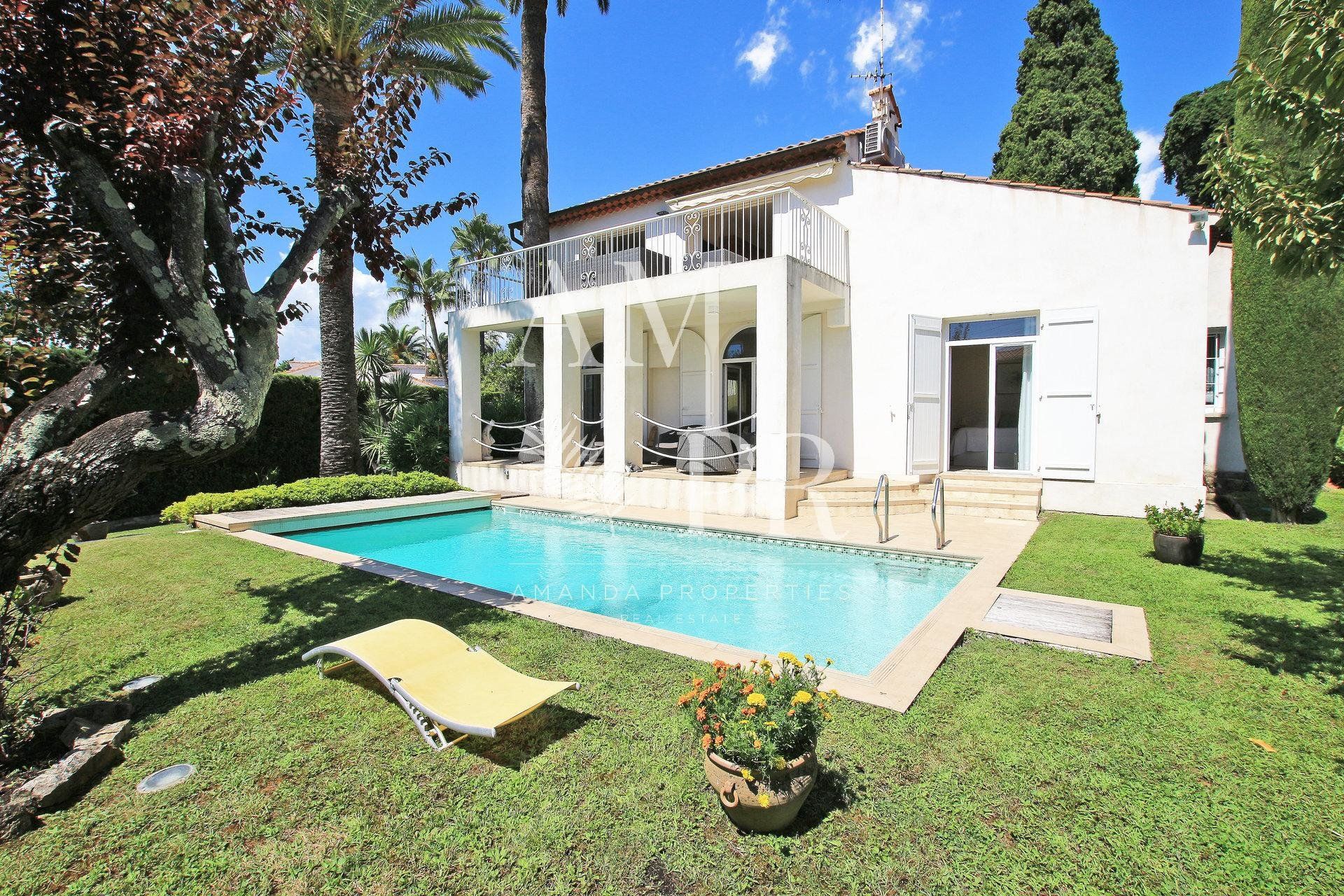 Casa nel Cannes, Provence-Alpes-Côte d'Azur 10701401