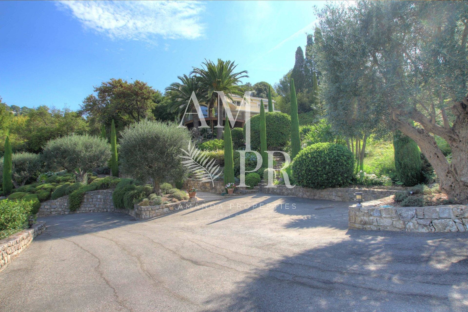 casa en Cannes, Provence-Alpes-Côte d'Azur 10701404