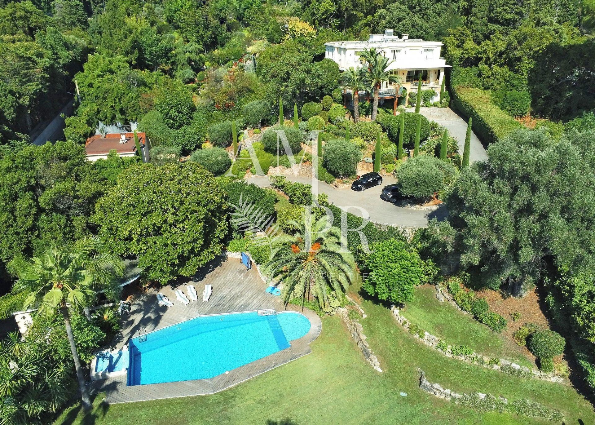 casa en Cannes, Provence-Alpes-Côte d'Azur 10701404