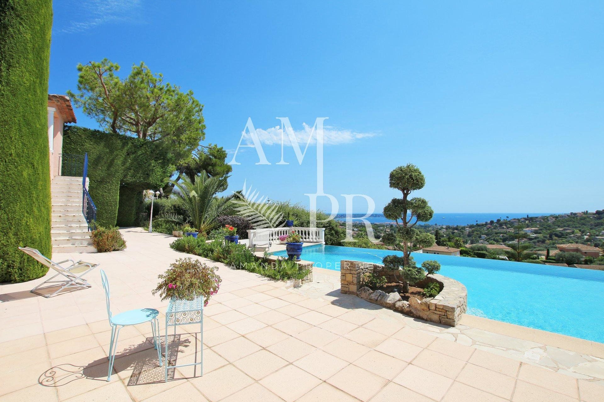 Будинок в Antibes, Provence-Alpes-Côte d'Azur 10701428