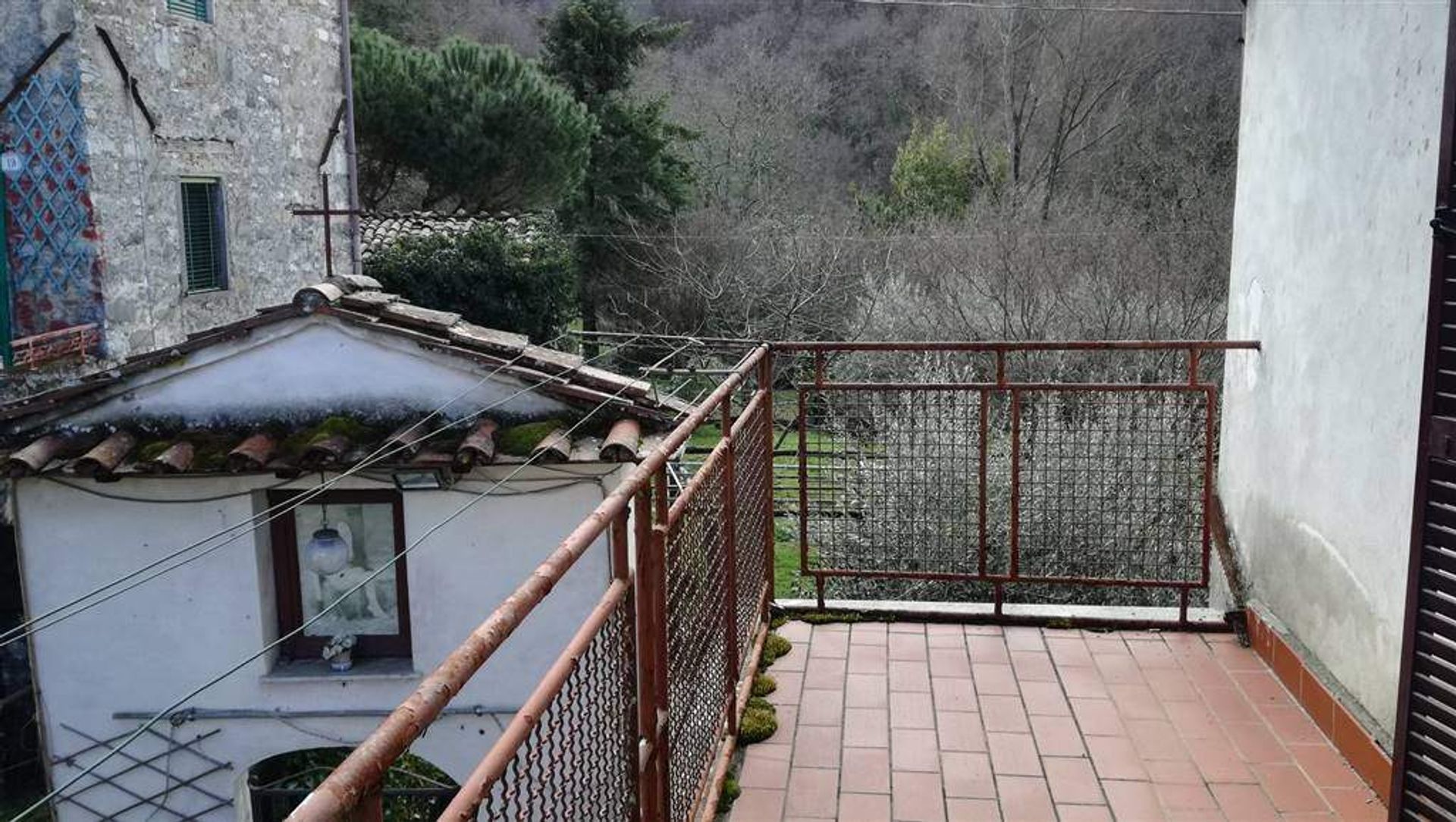 House in Borgo a Mozzano, Tuscany 10701470