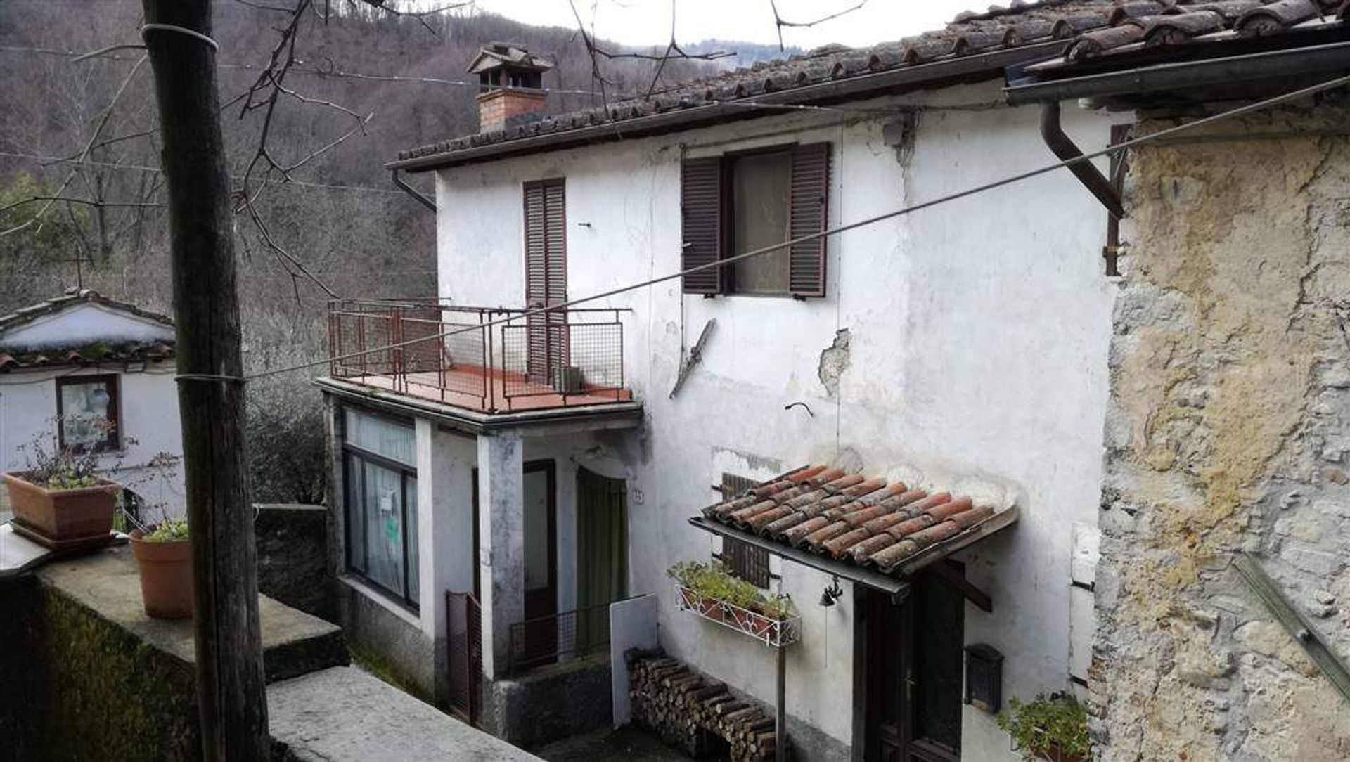 House in Borgo a Mozzano, Tuscany 10701470