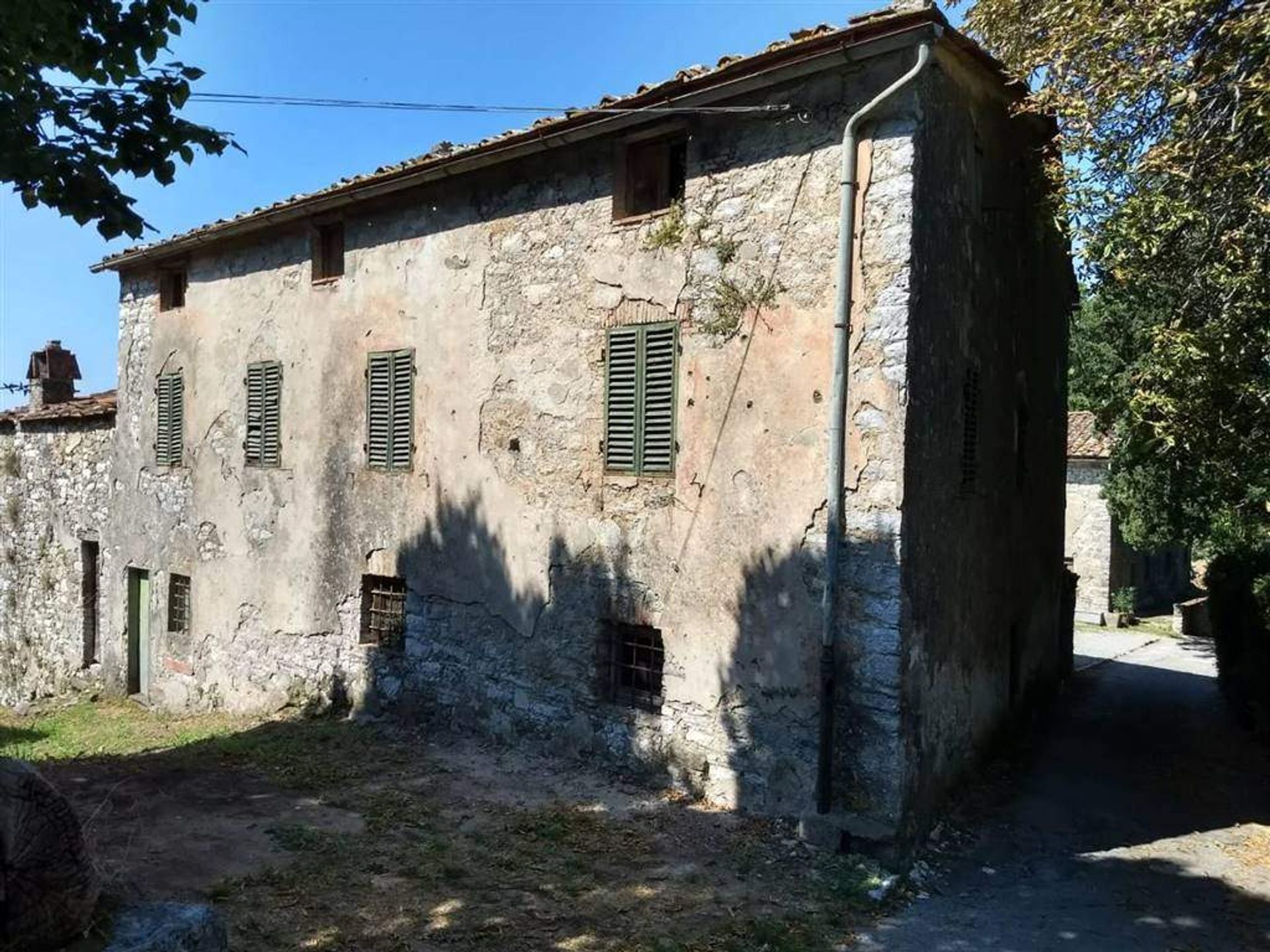 Rumah di Deccio di Brancoli, Tuscany 10701494