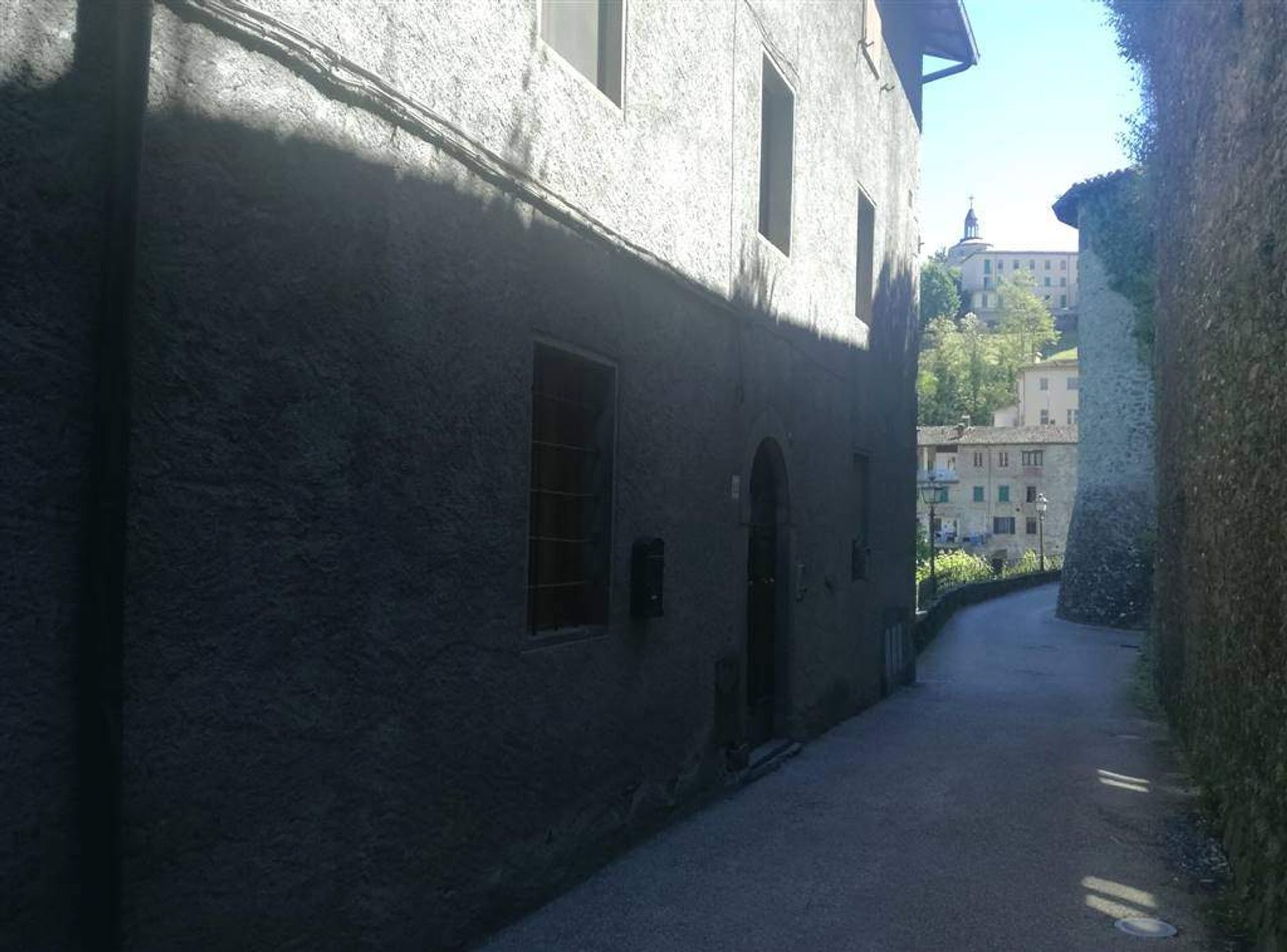 Osakehuoneisto sisään Castelnuovo di Garfagnana, Toscana 10701538