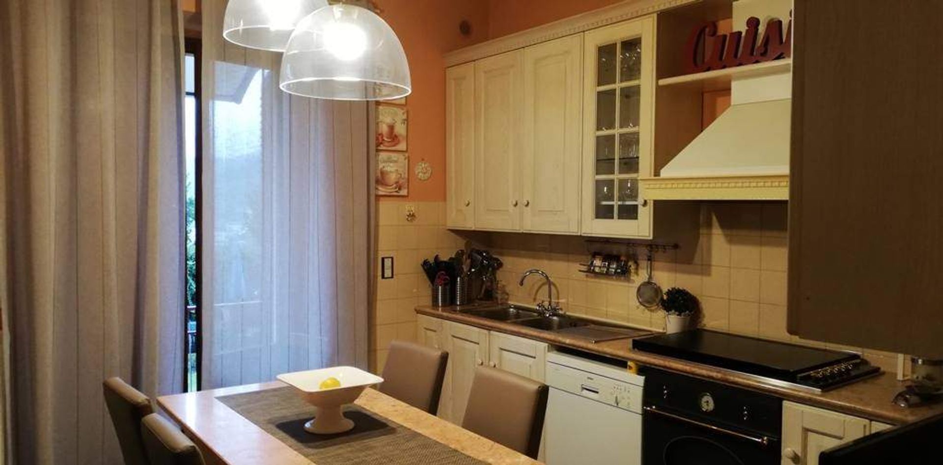 Condominium in Castelnuovo di Garfagnana, Toscana 10701544