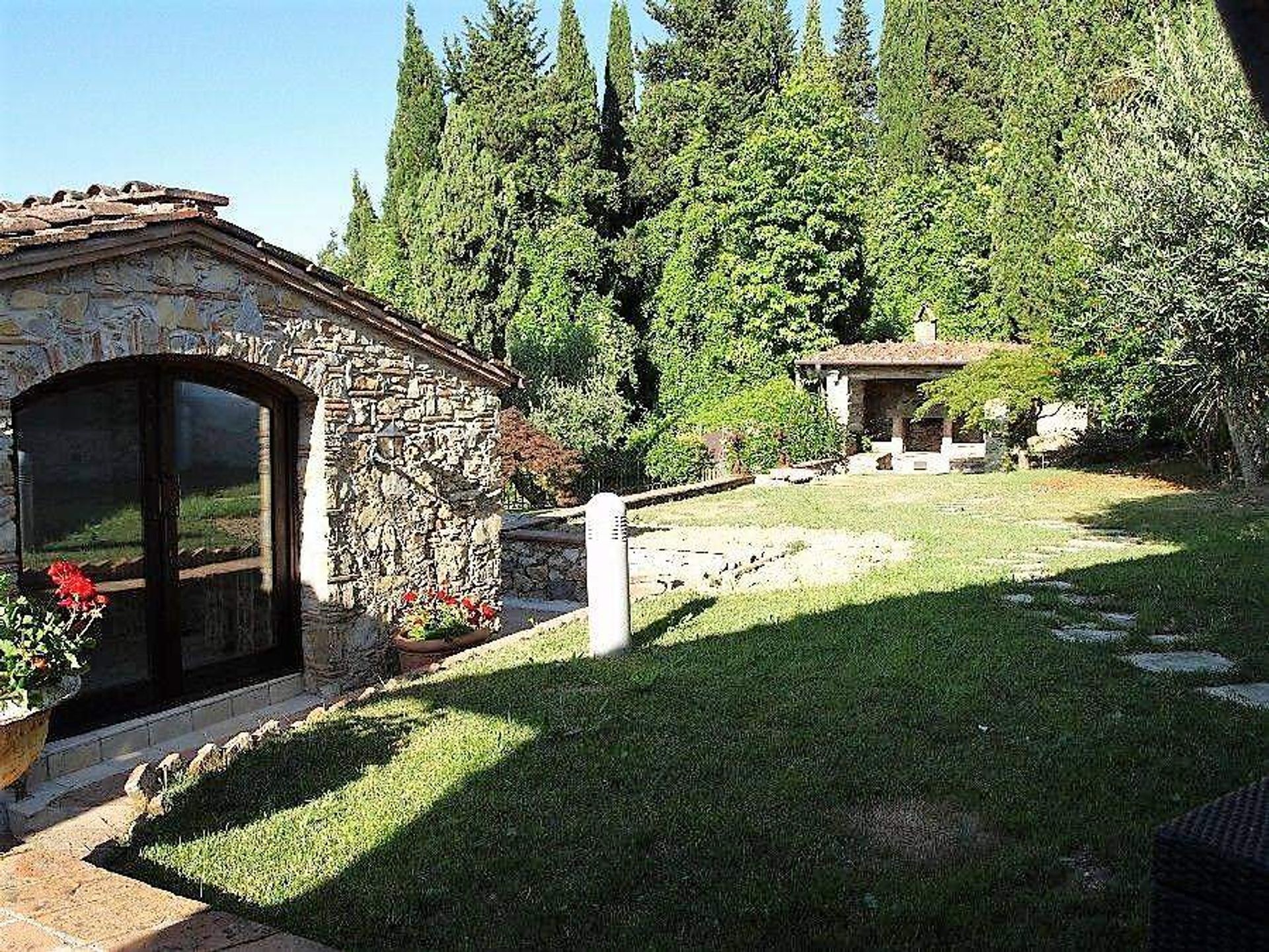 Rumah di Montemagno, Piemonte 10701547