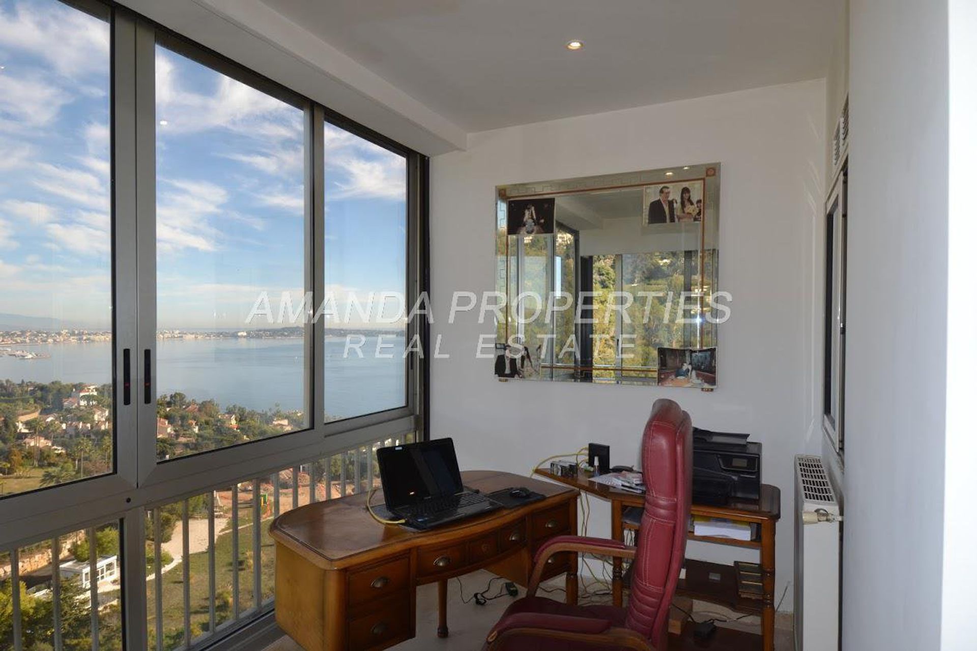 Condominium in Cannes, Provence-Alpes-Côte d'Azur 10701605