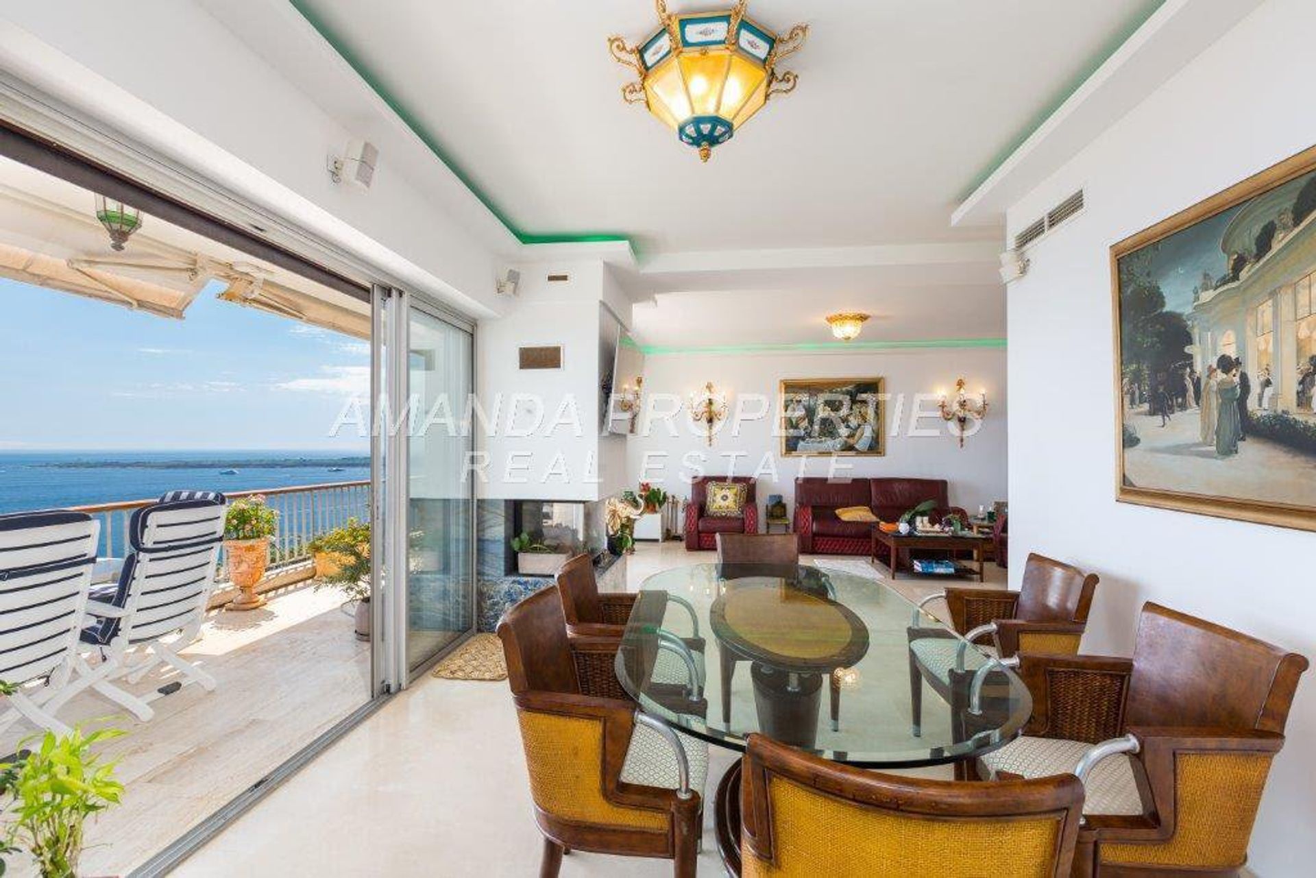 Condominium in Cannes, Provence-Alpes-Côte d'Azur 10701605