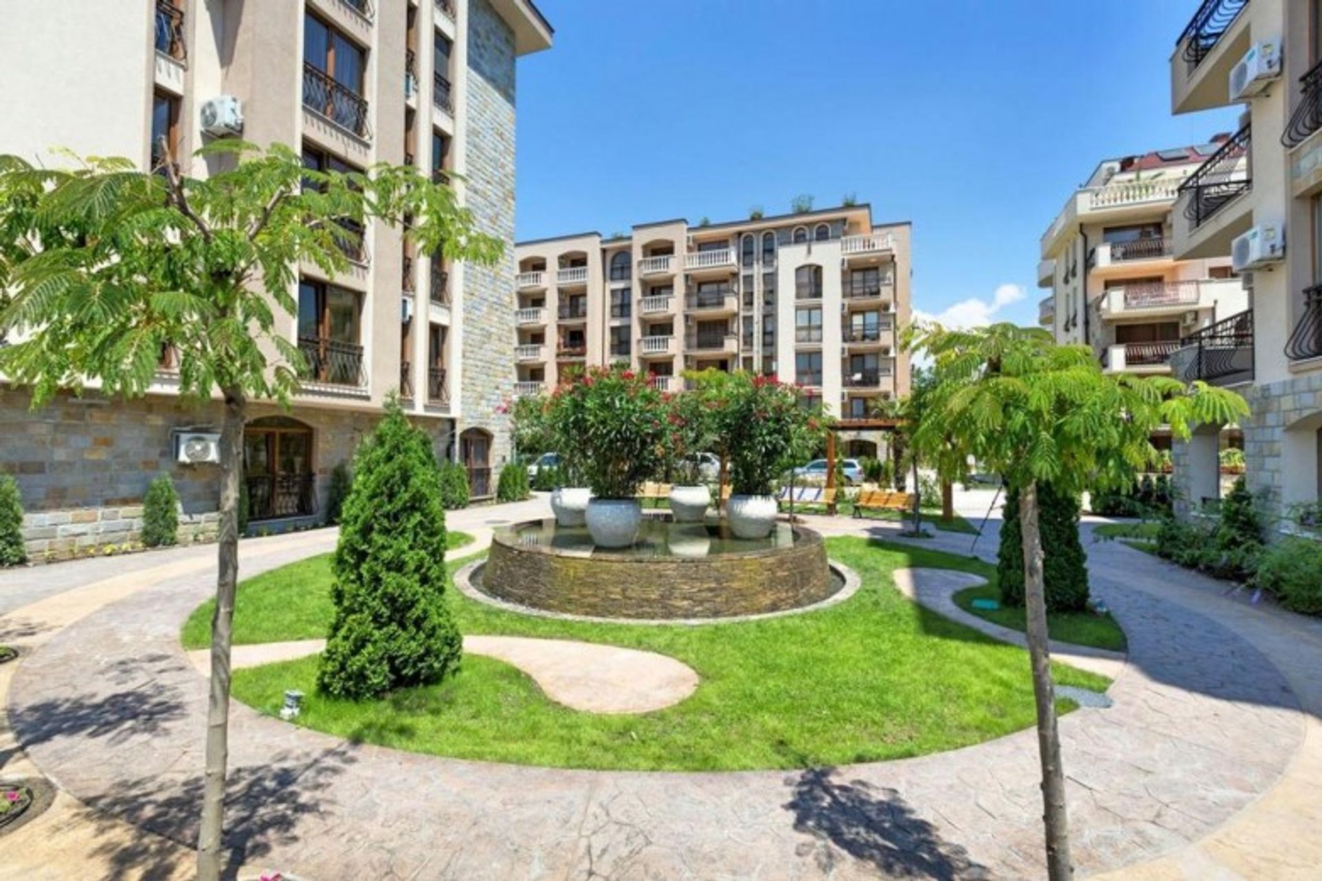 Condominium in , Burgas 10701700