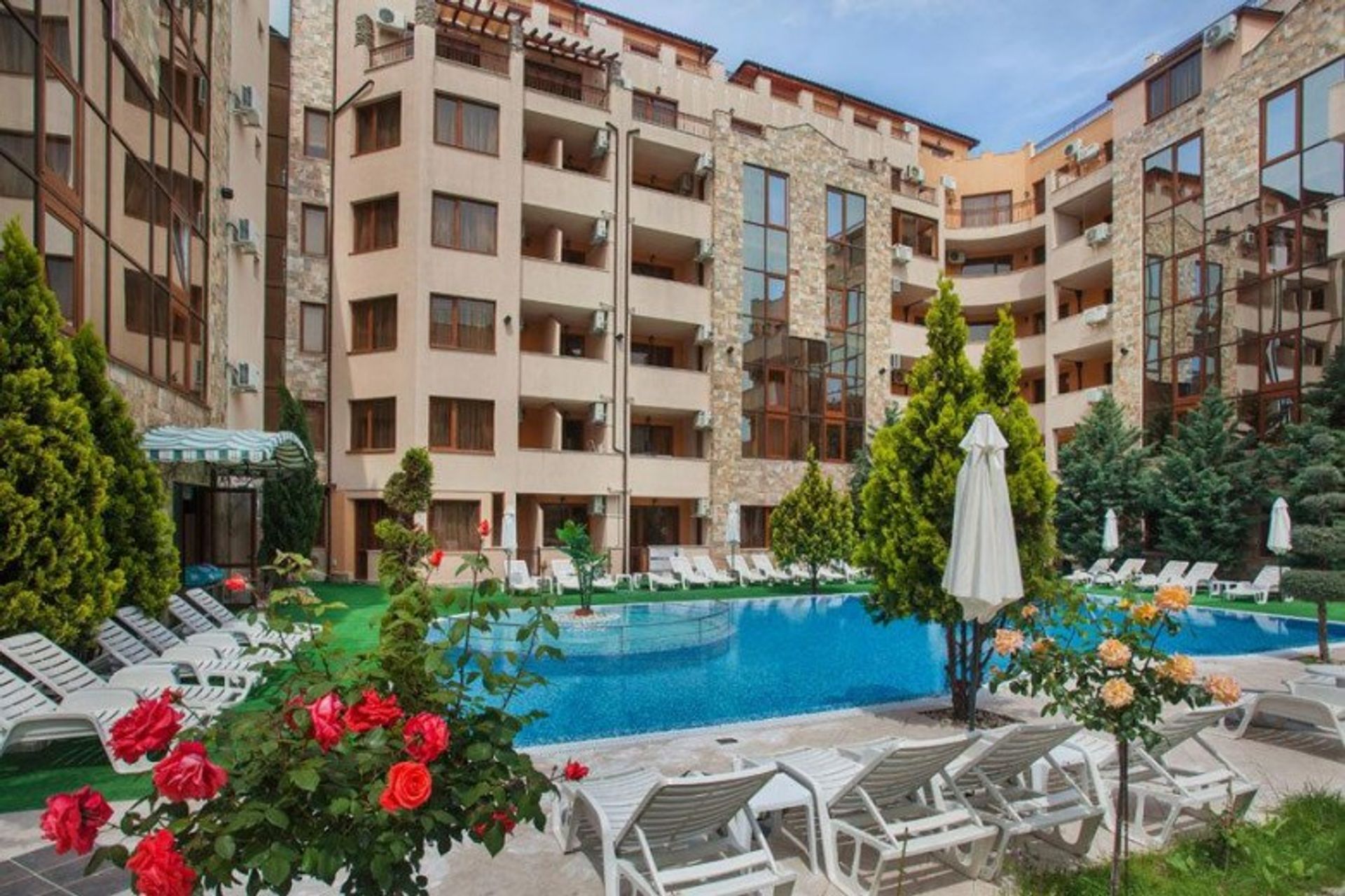 Condominio en Nesebar, Burgas 10701703