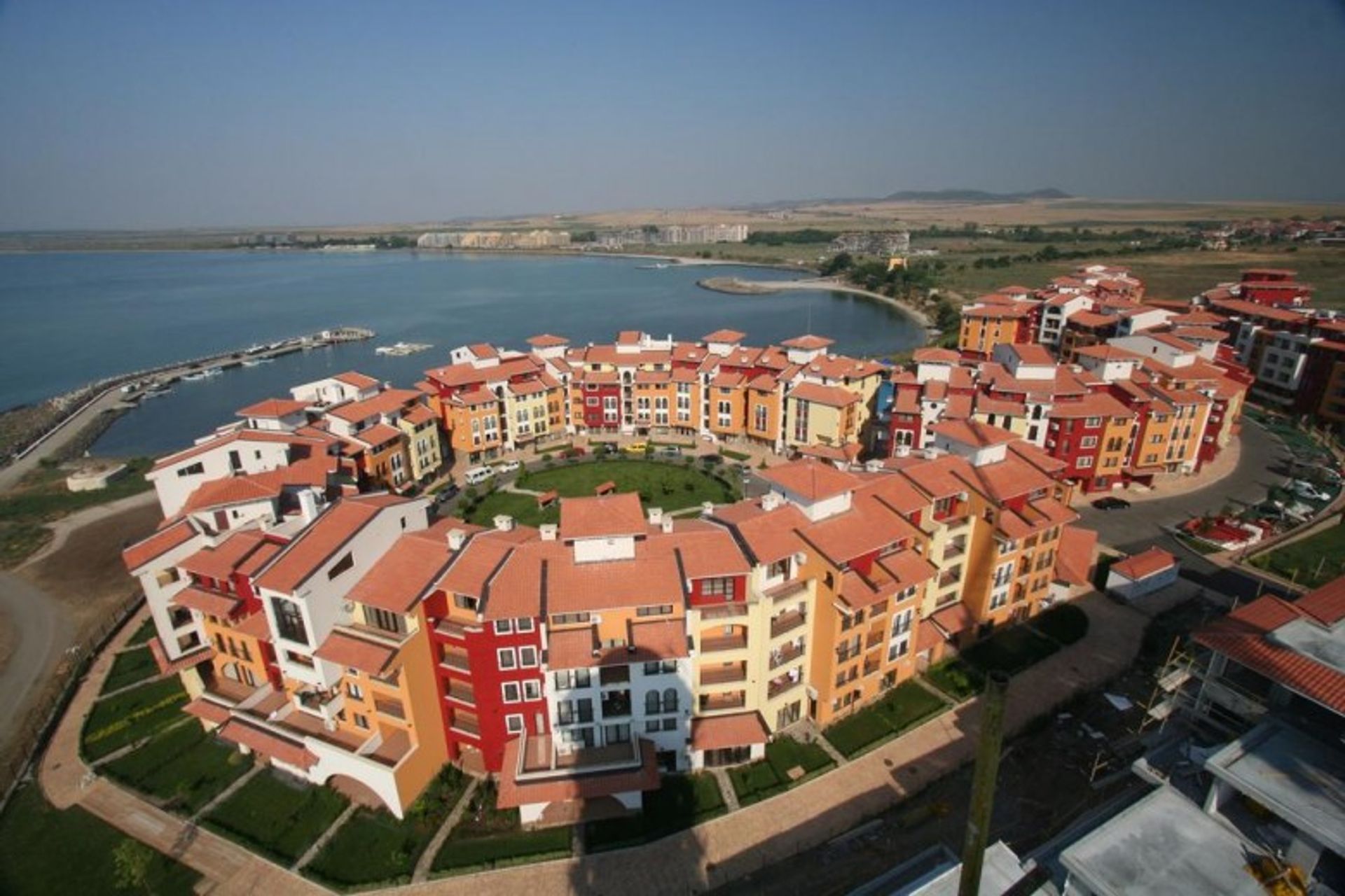 Condominio en Aheloy, Burgas 10701704