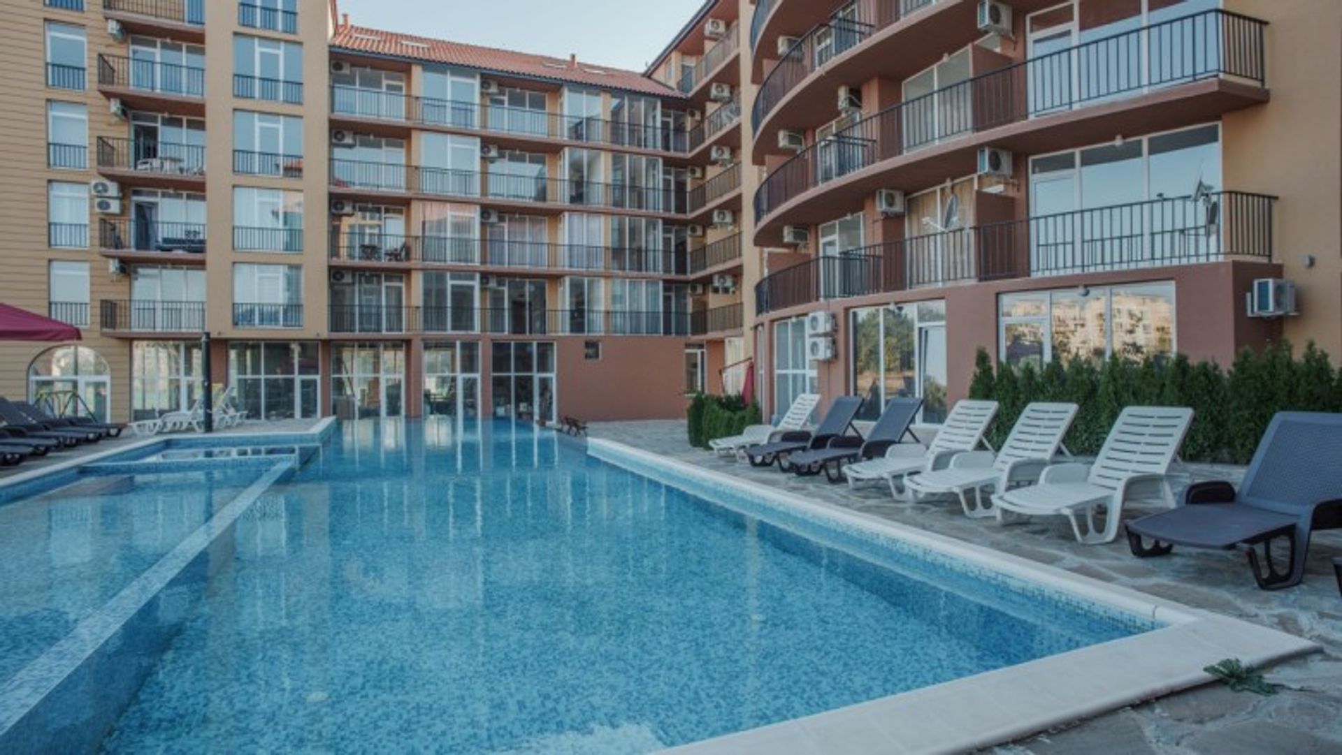 Condominio en Nesebar, Burgas 10701720