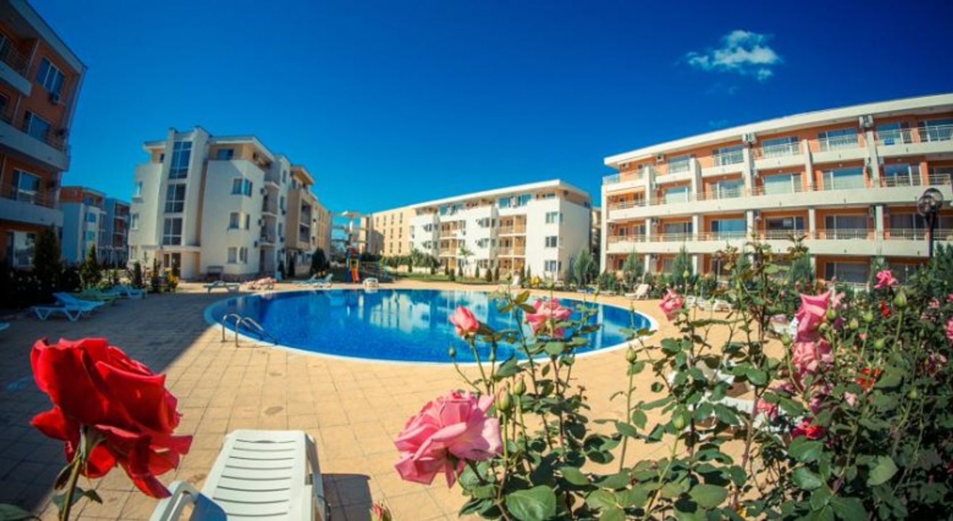 Condominio en Nesebar, Burgas 10701727