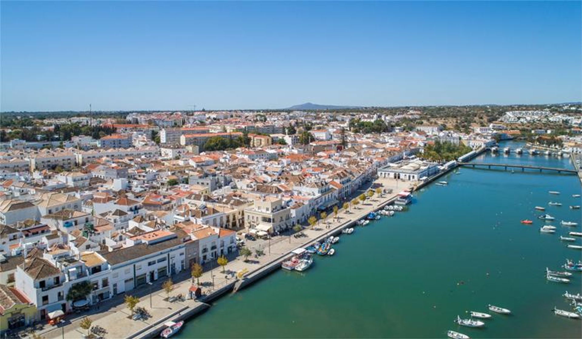 Condominium in Ferragudo, Faro 10701768