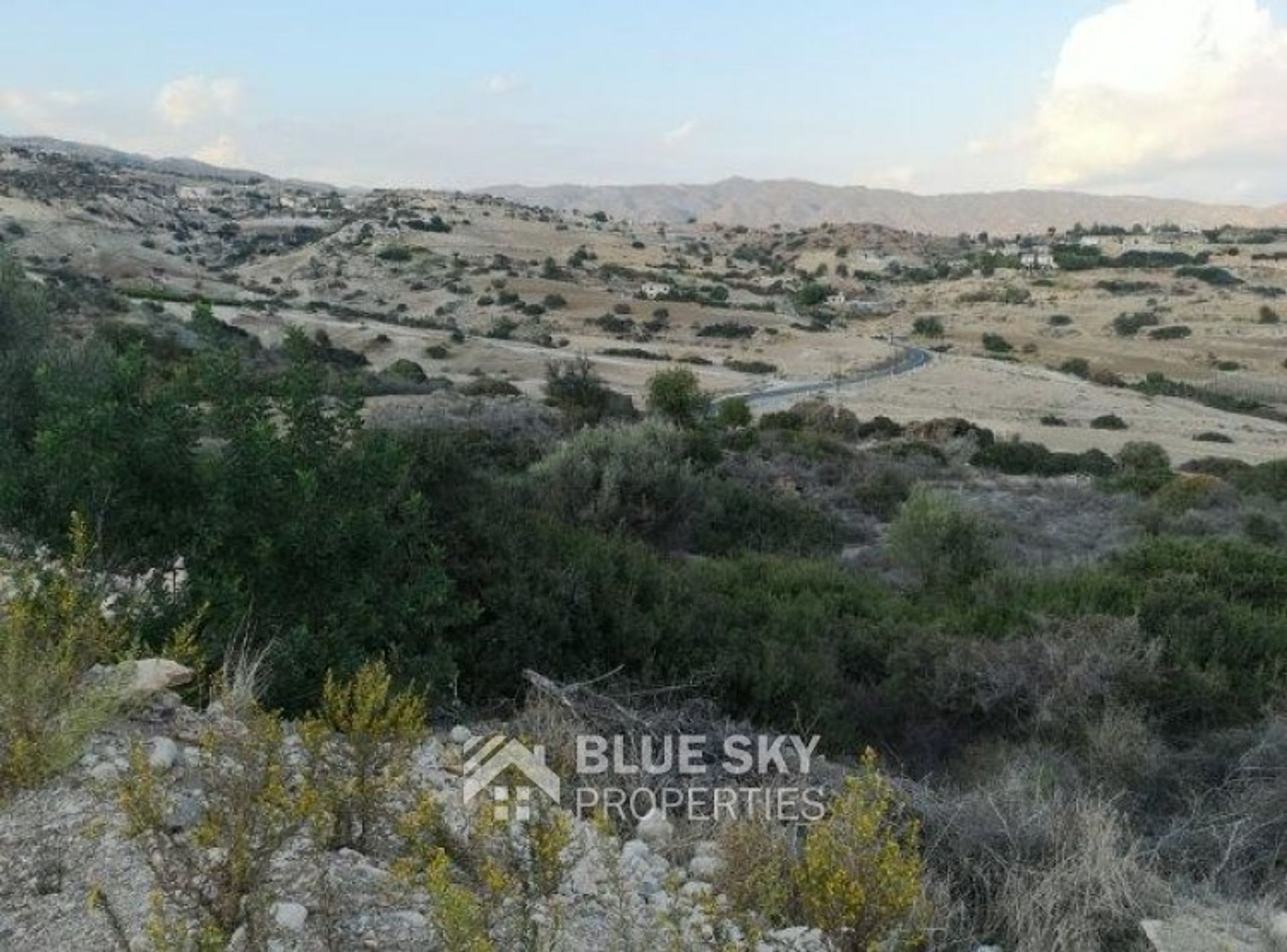 Land i Pano Lefkara, Larnaka 10702467