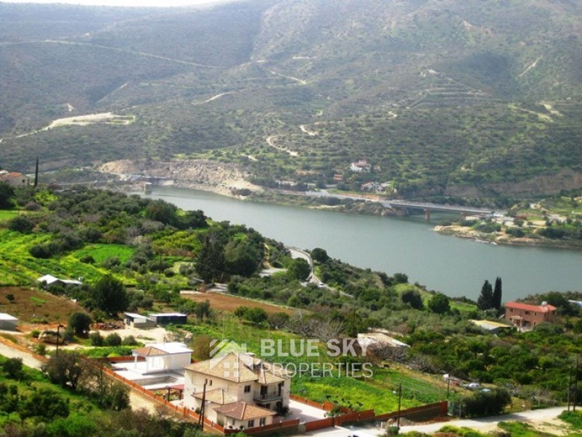 Land in Mouttagiaka, Lemesos 10702810