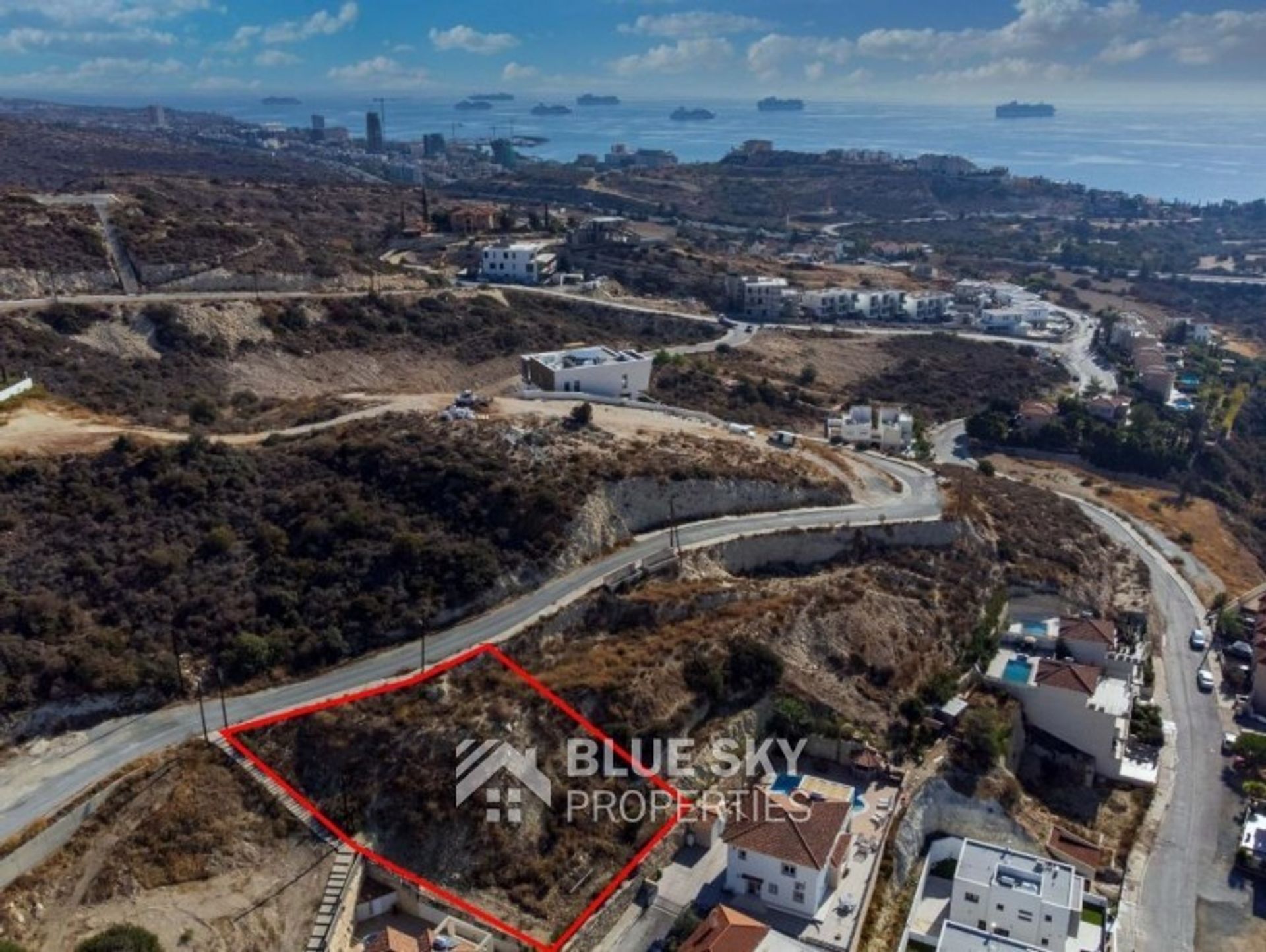 Land i Agios Tychon, Larnaka 10702834