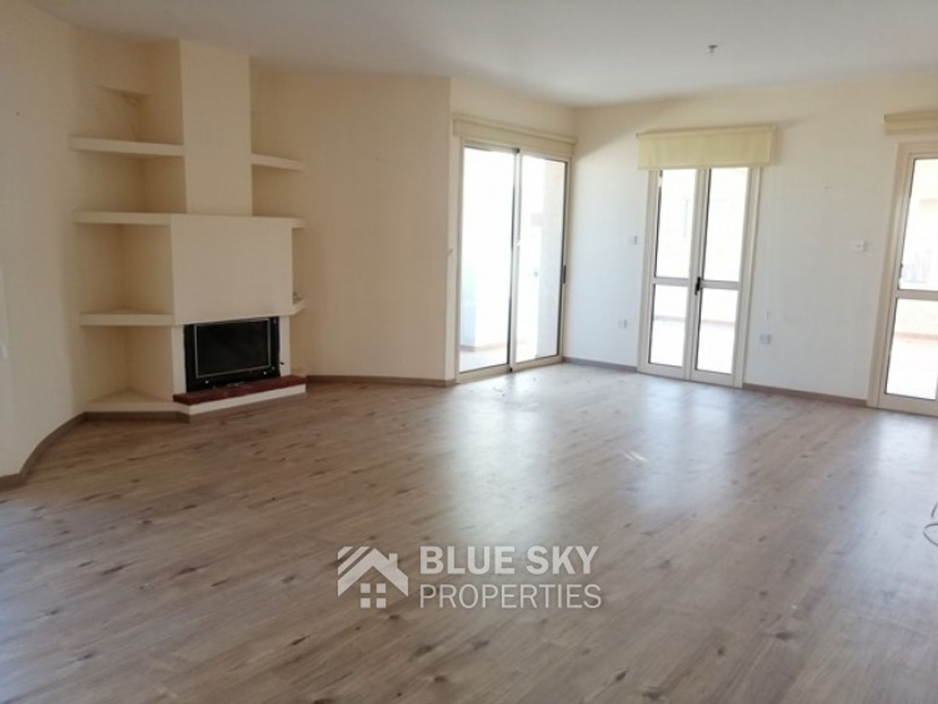 Condominium in Limassol, Lemesos 10703058