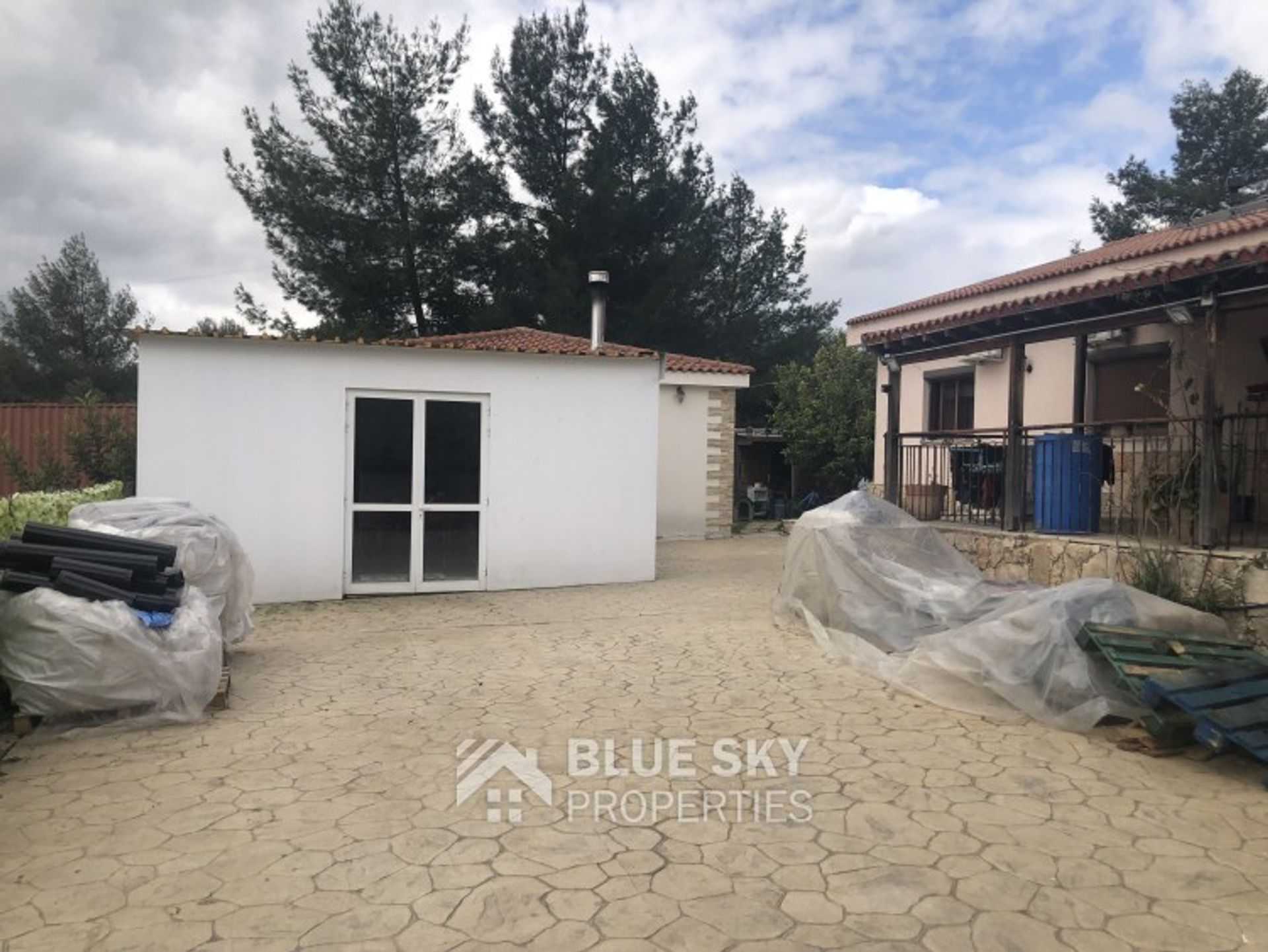 Rumah di Pano Kivides, Limassol 10703492