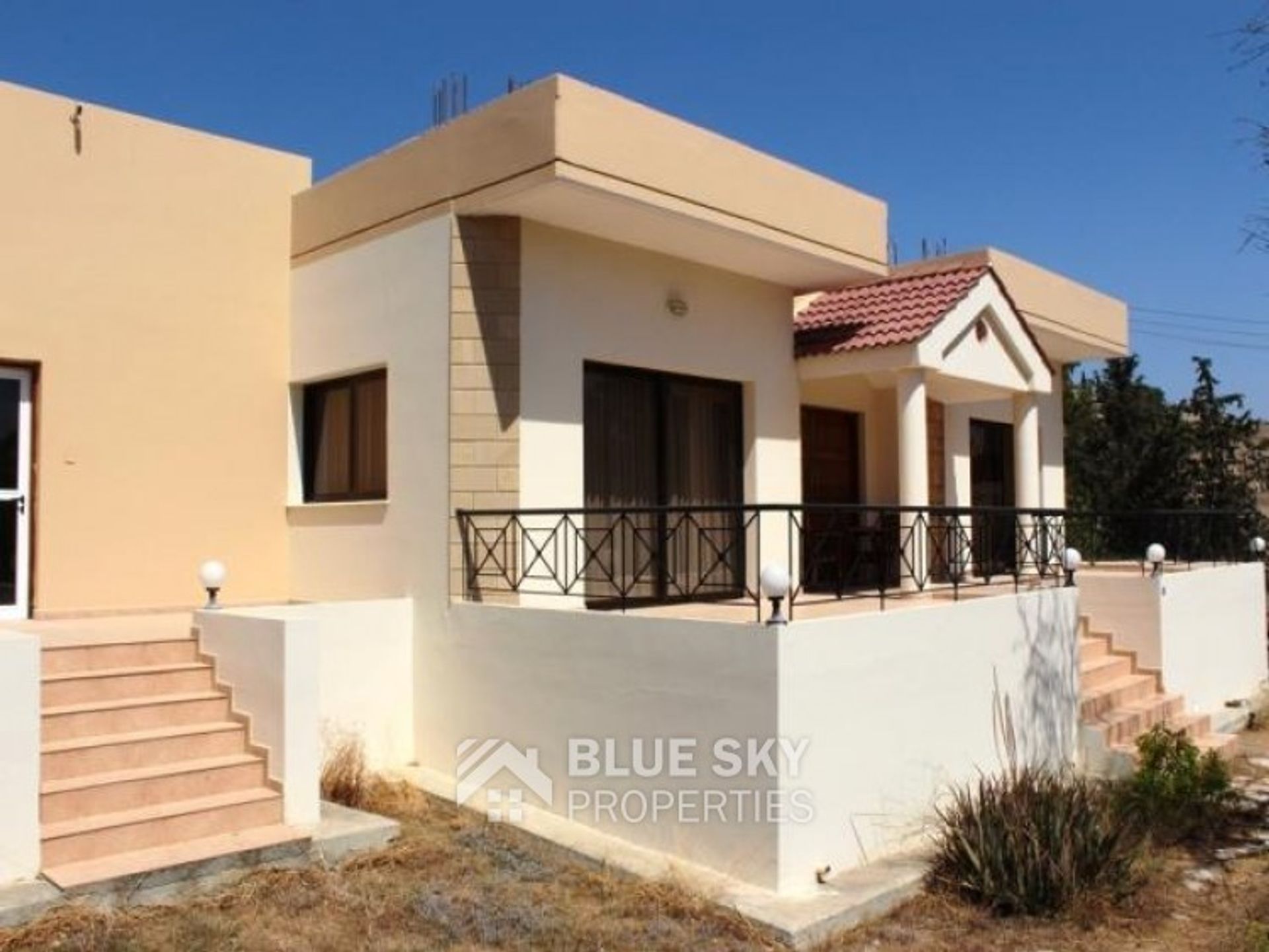 House in Pyrgos, Larnaka 10703546