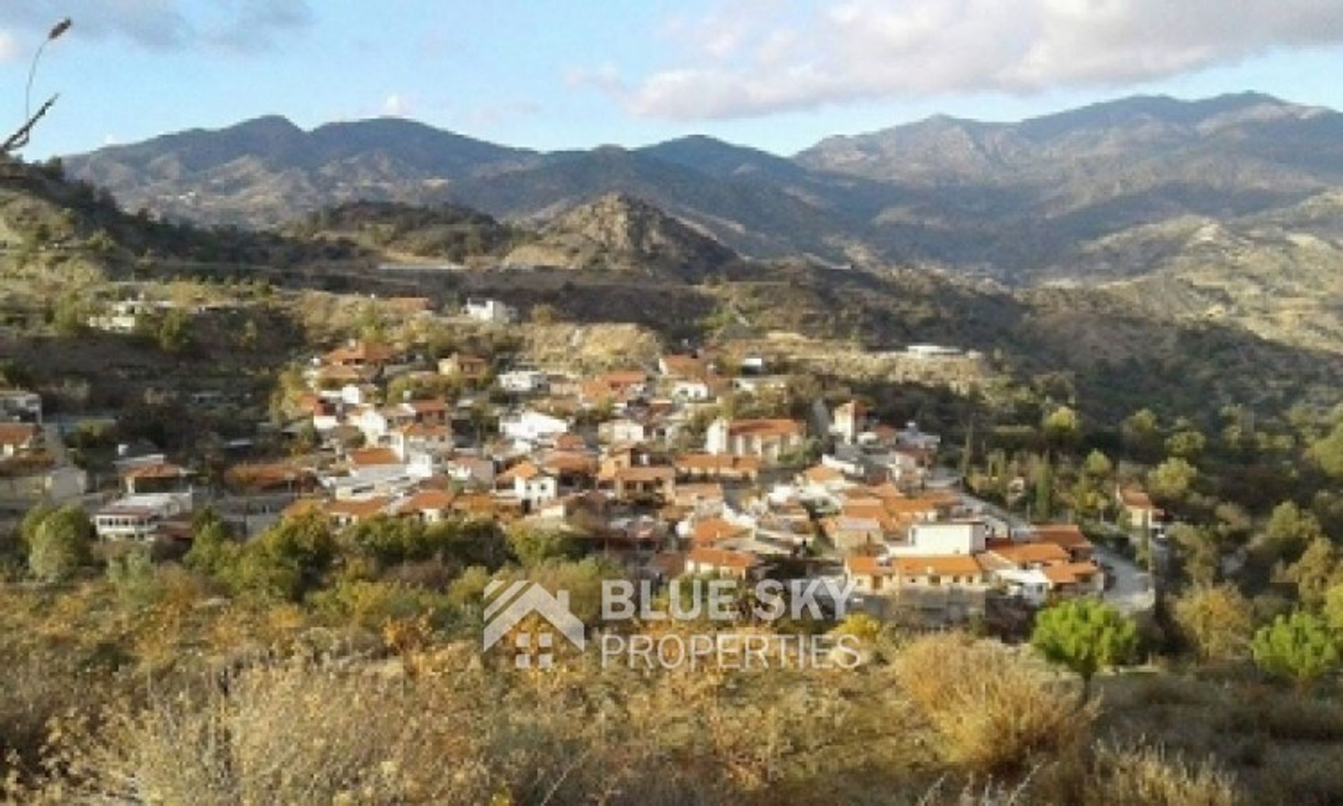 Land in Palodeia, Lemesos 10703547