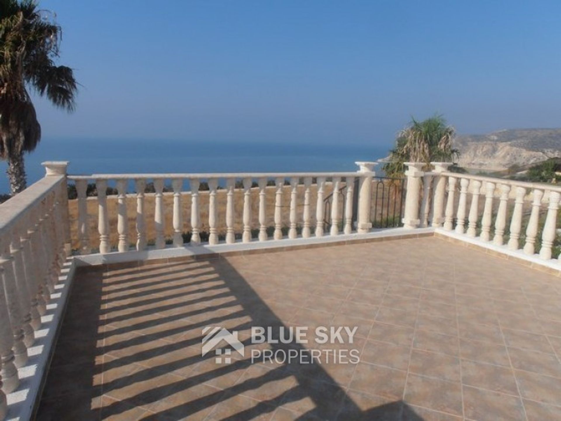 Будинок в Pissouri, Limassol 10703941