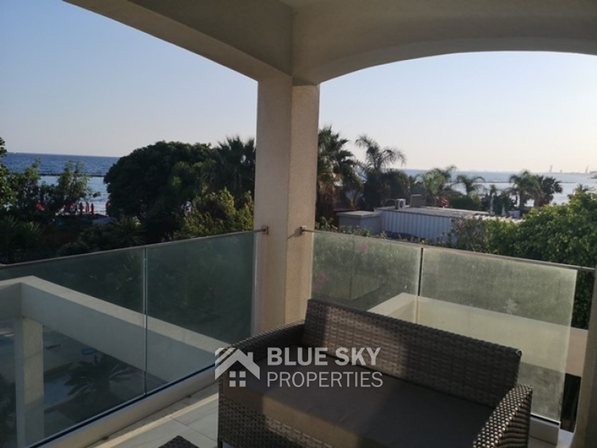 Condominium in Limassol, Limassol 10704133