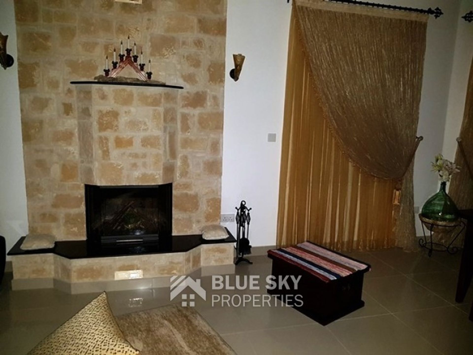 rumah dalam Pyrgos, Limassol 10704146