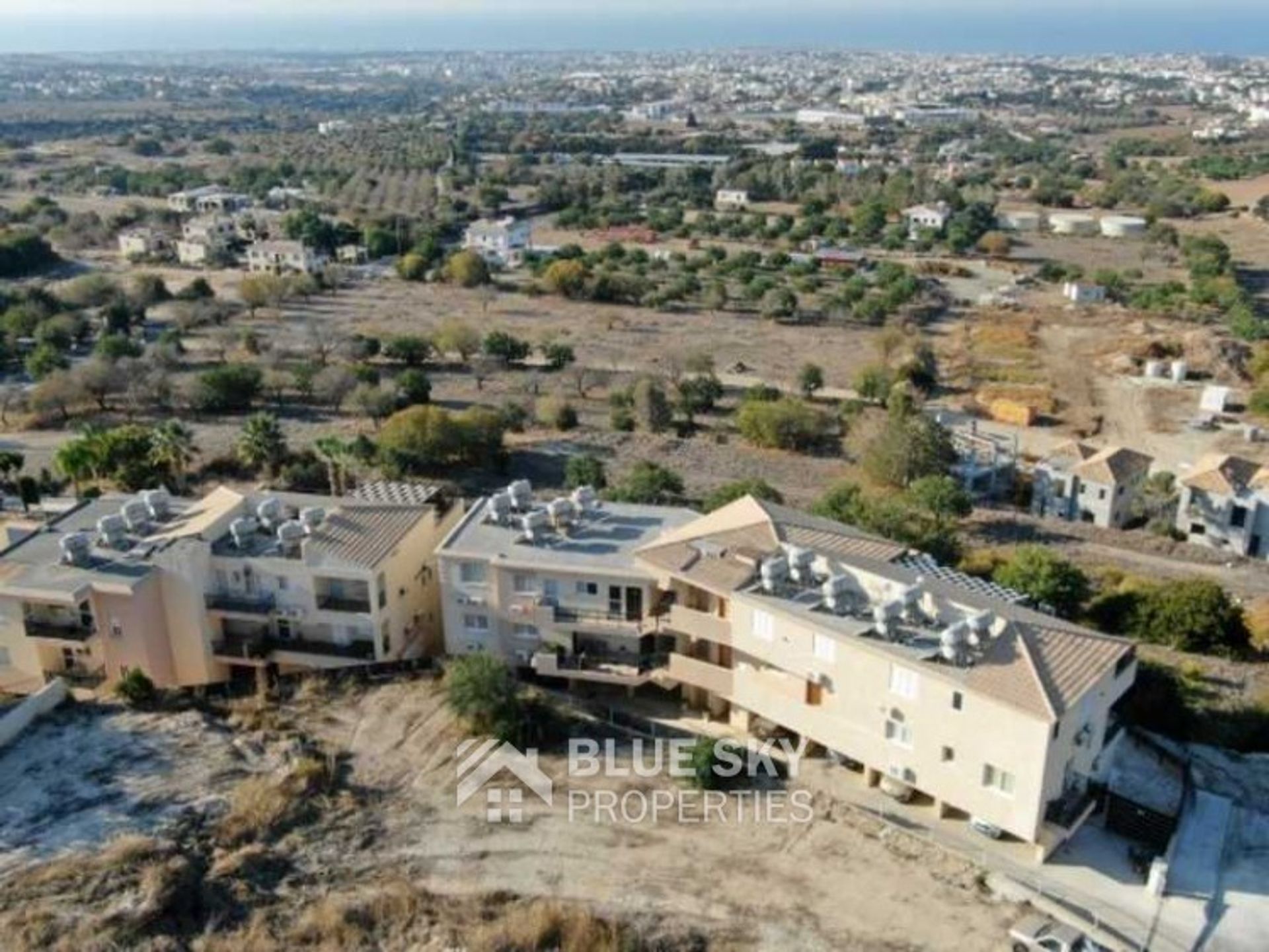 Condominio nel Mesa Chorio, Pafos 10705007