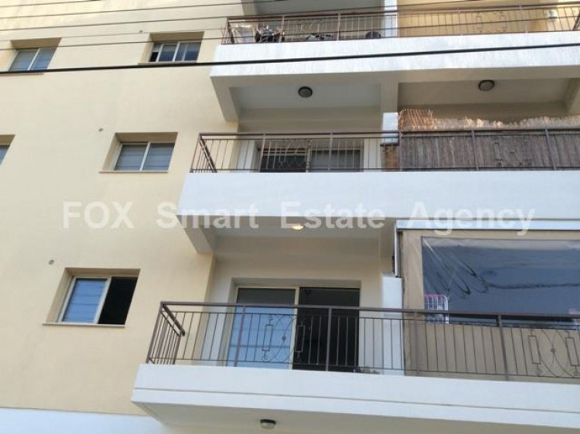 Condominium in Mesa Geitonia, Limassol 10705755