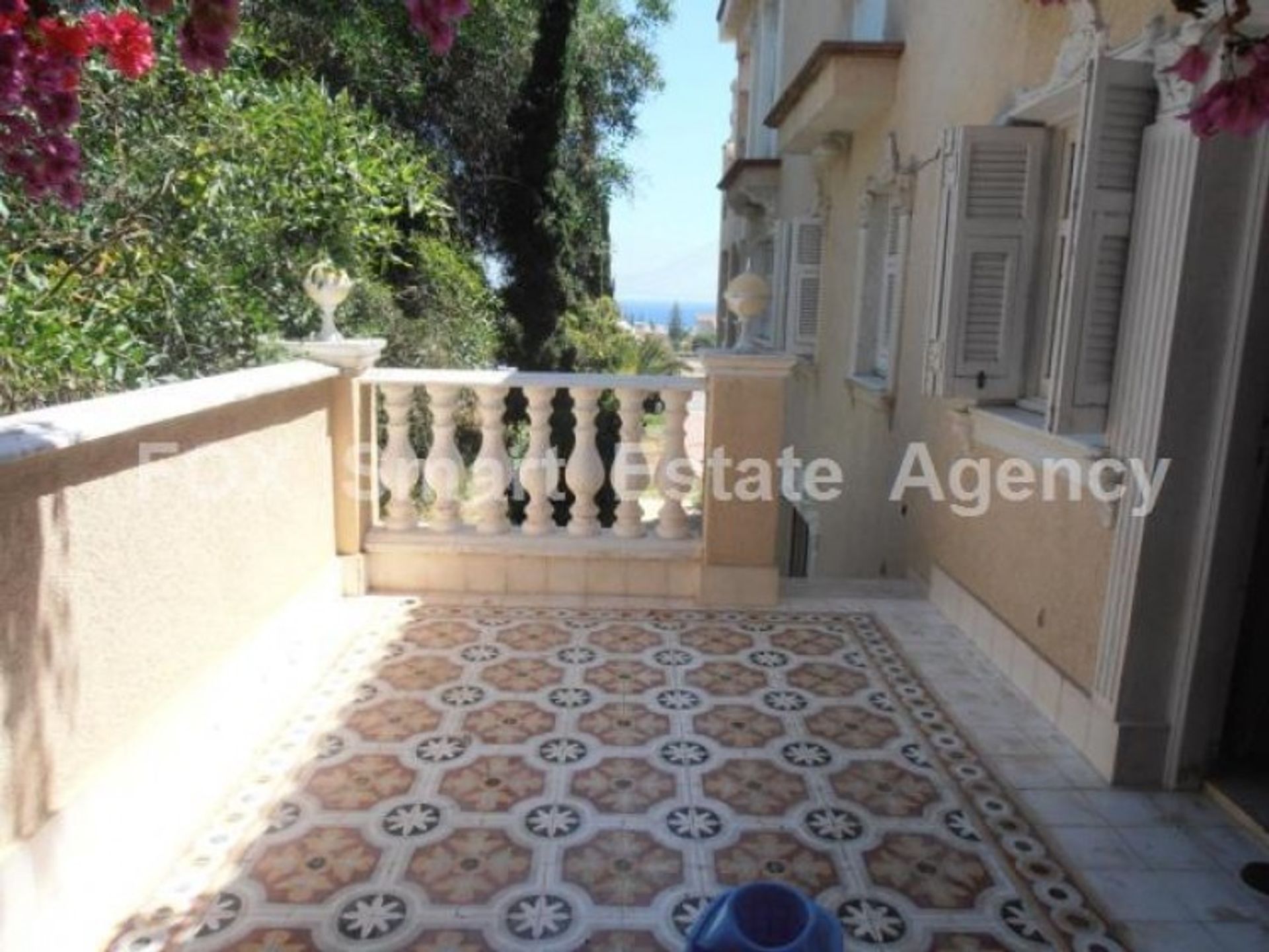 rumah dalam Limassol, Lemesos 10706087