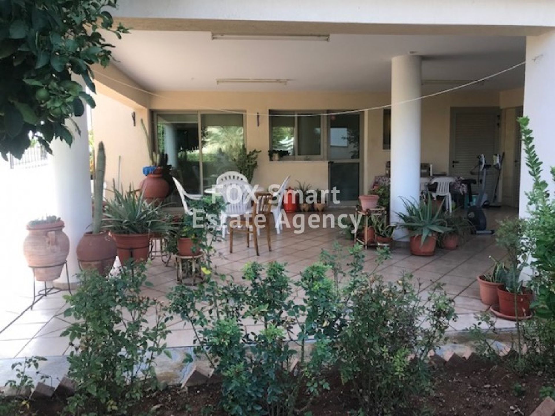 Huis in Agios Athanasios, Limassol 10706827