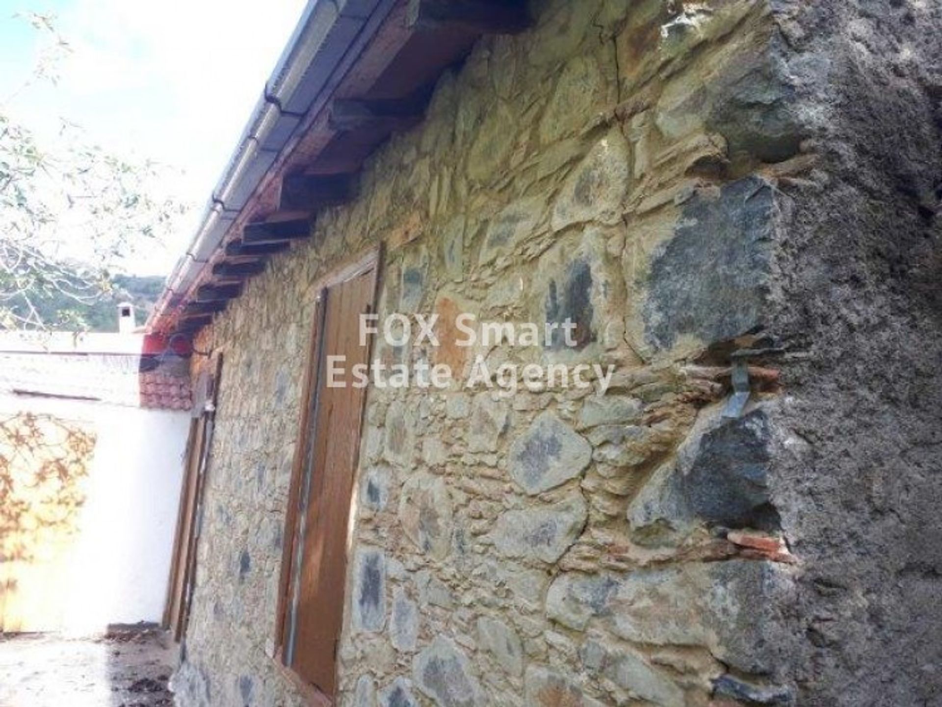 House in Soularavia, Lemesos 10706956