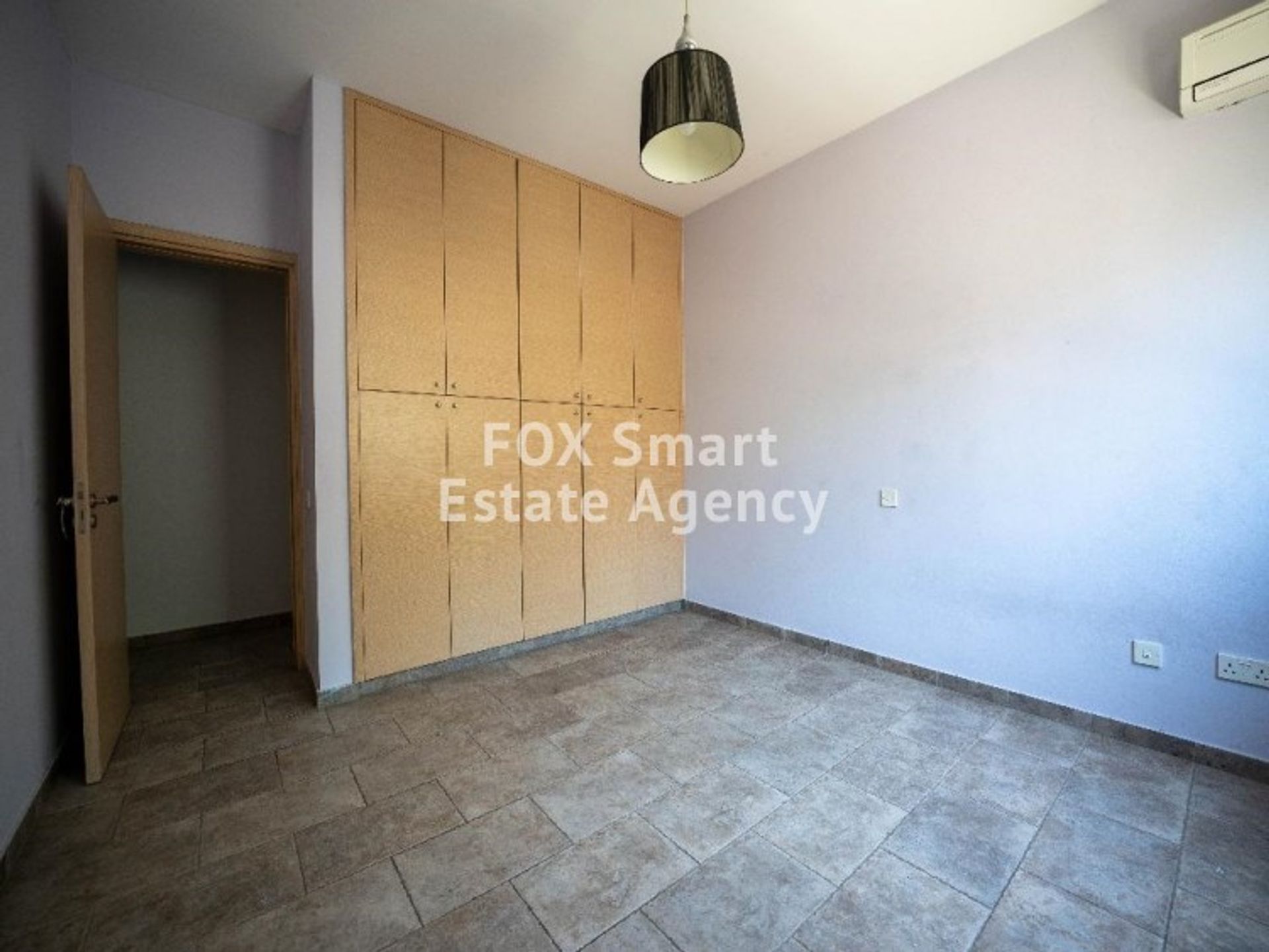 Condominium in Limassol, Limassol 10707367