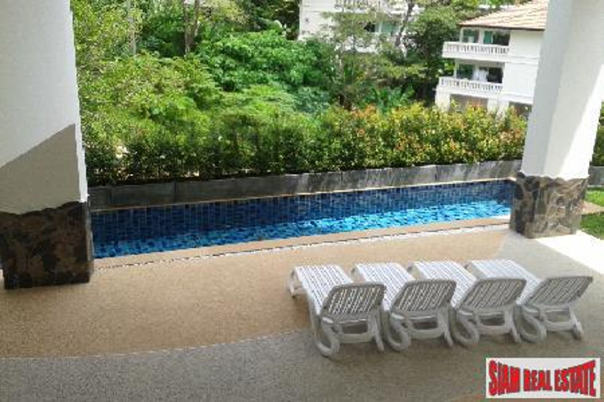 Condominium in Ban Kata, Phuket 10708769