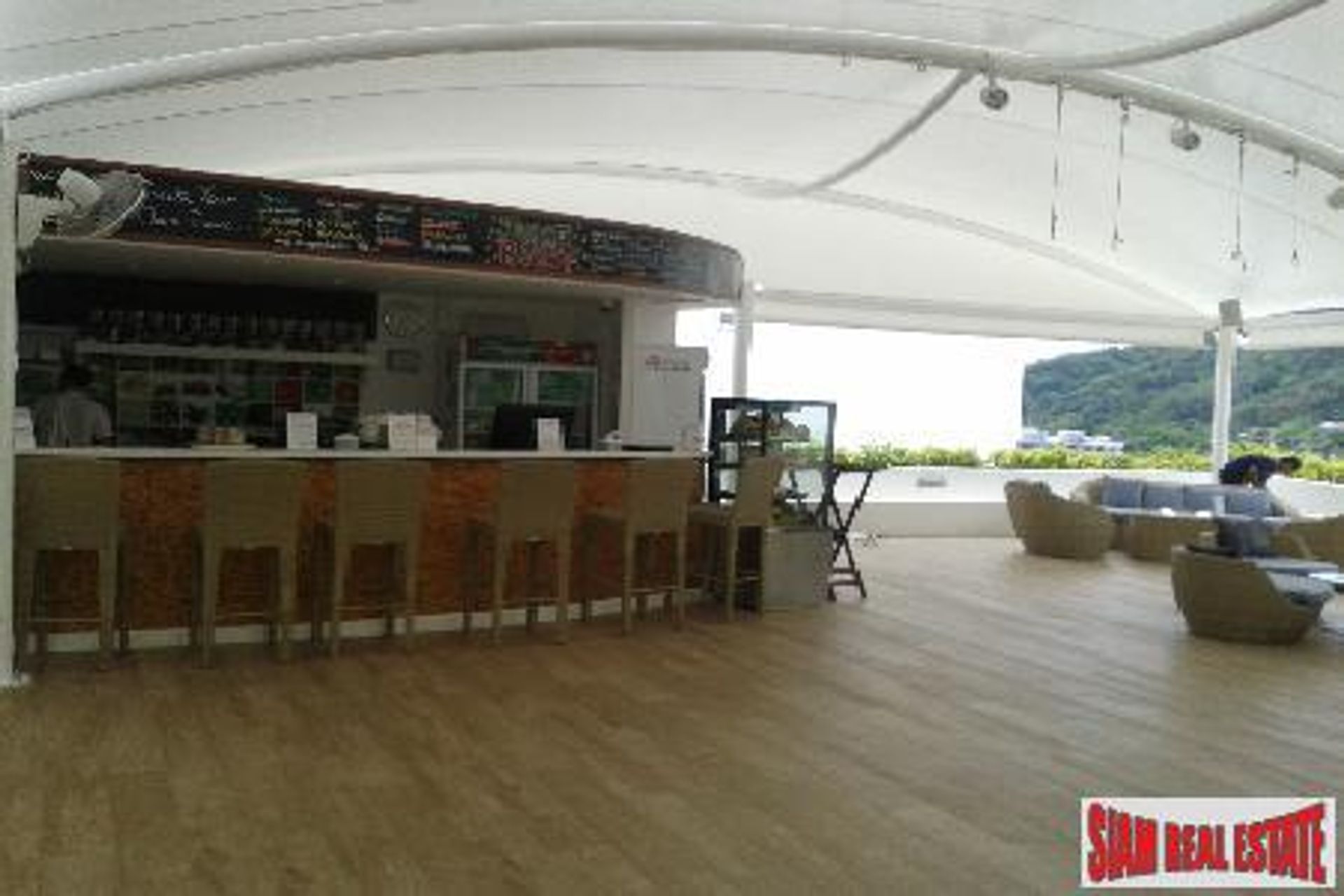 Condominium in Ban Kata, Phuket 10708769