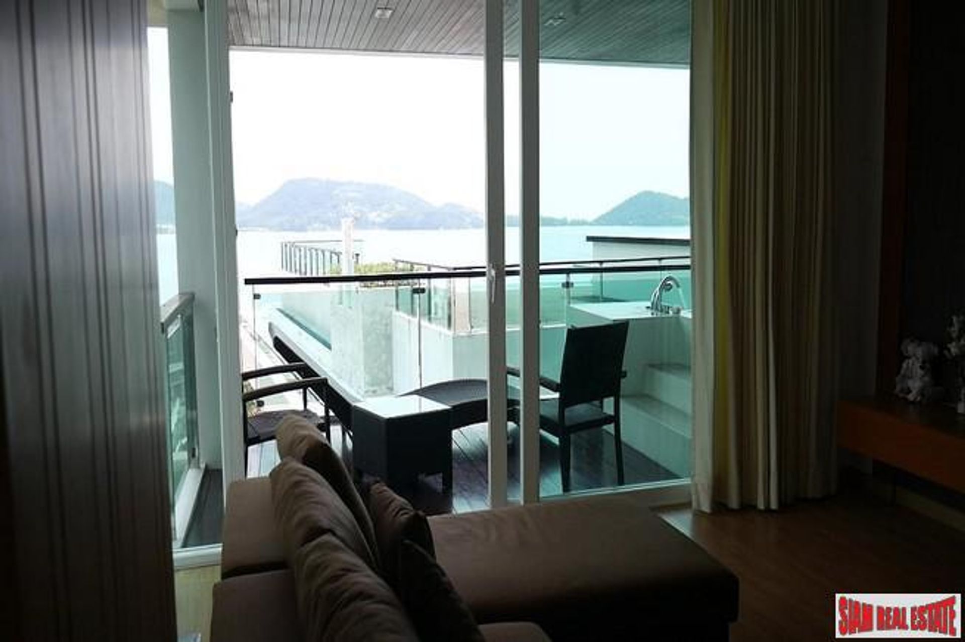 Condominium dans Pa Tong, Phuket 10708777