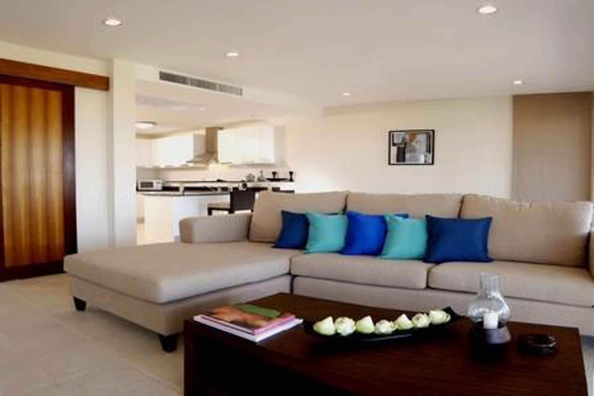 Condominium in Ban Ao Po, Phuket 10708889