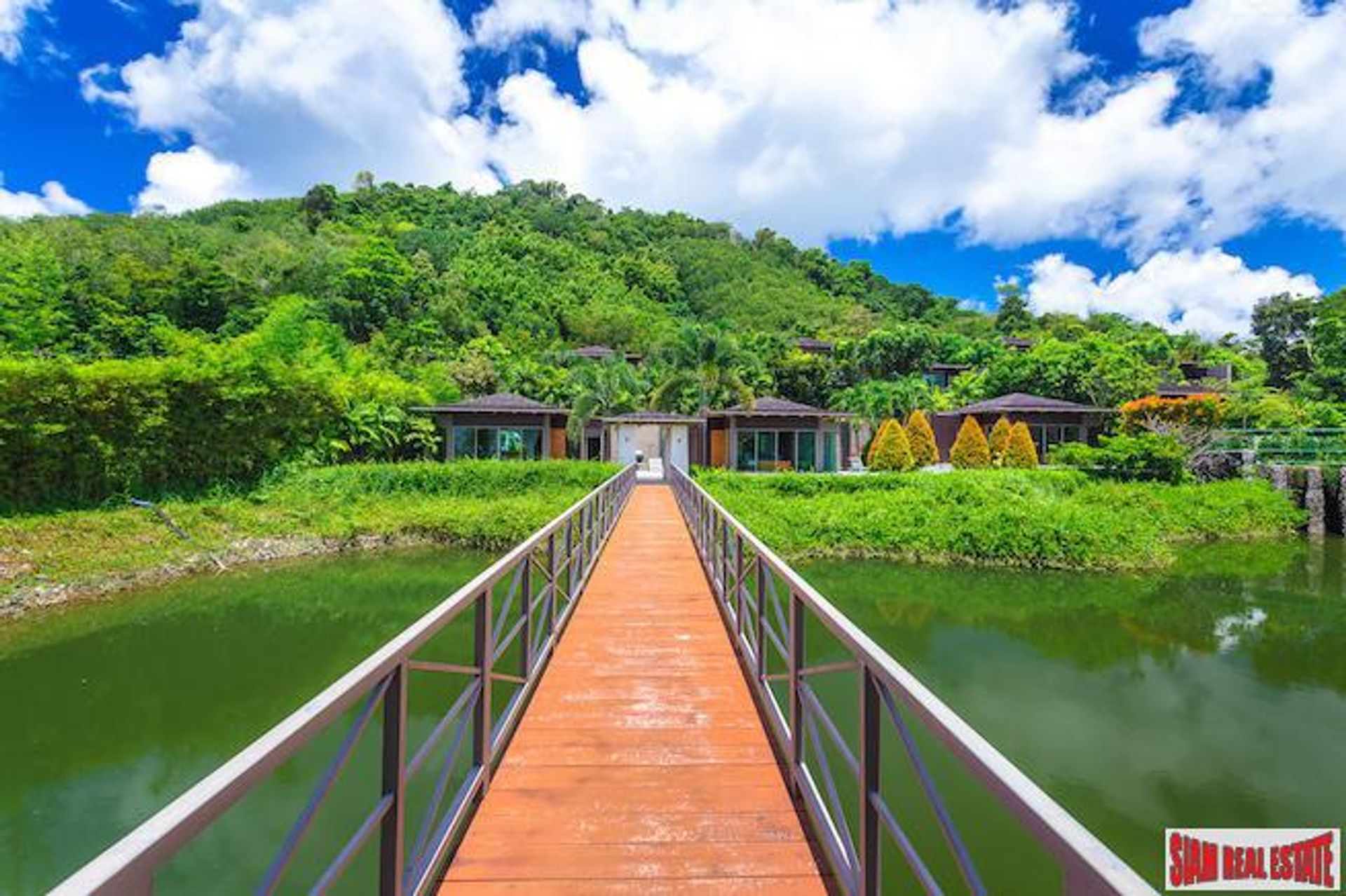 Talo sisään Choeng Thale, Phuket 10708920