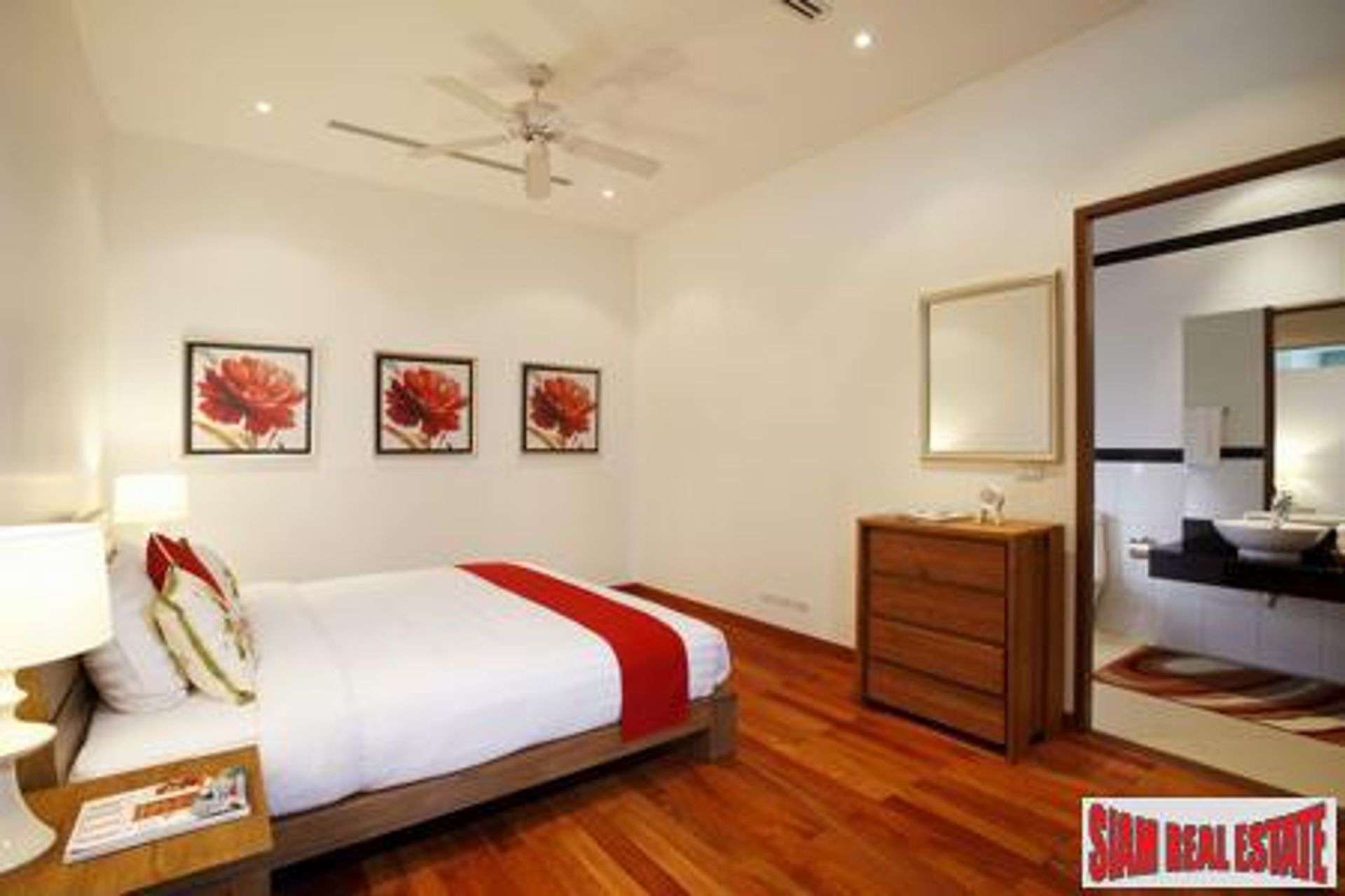 Кондоминиум в Tambon Kamala, Chang Wat Phuket 10708991