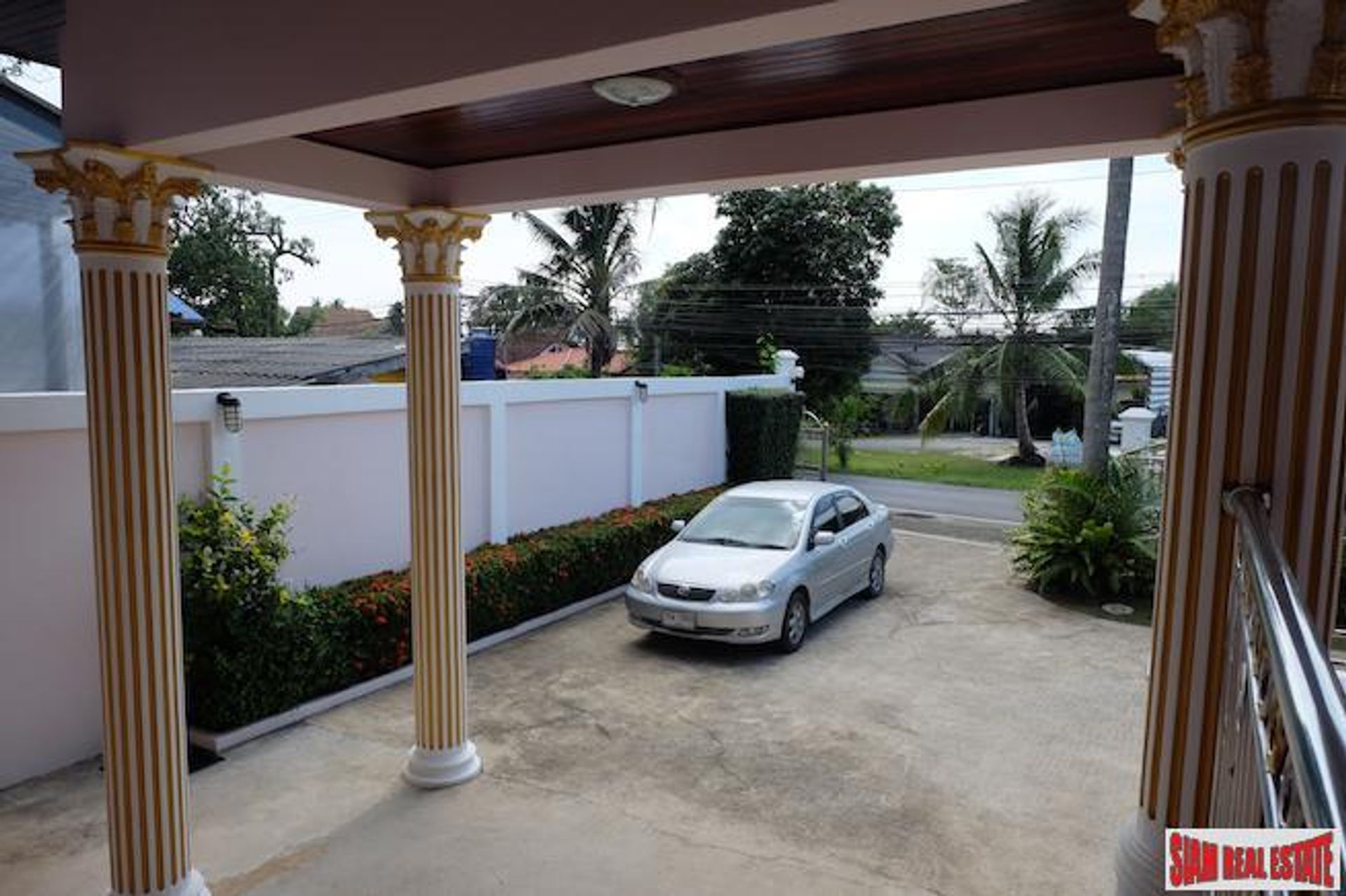 House in Tambon Rawai, Chang Wat Phuket 10709004