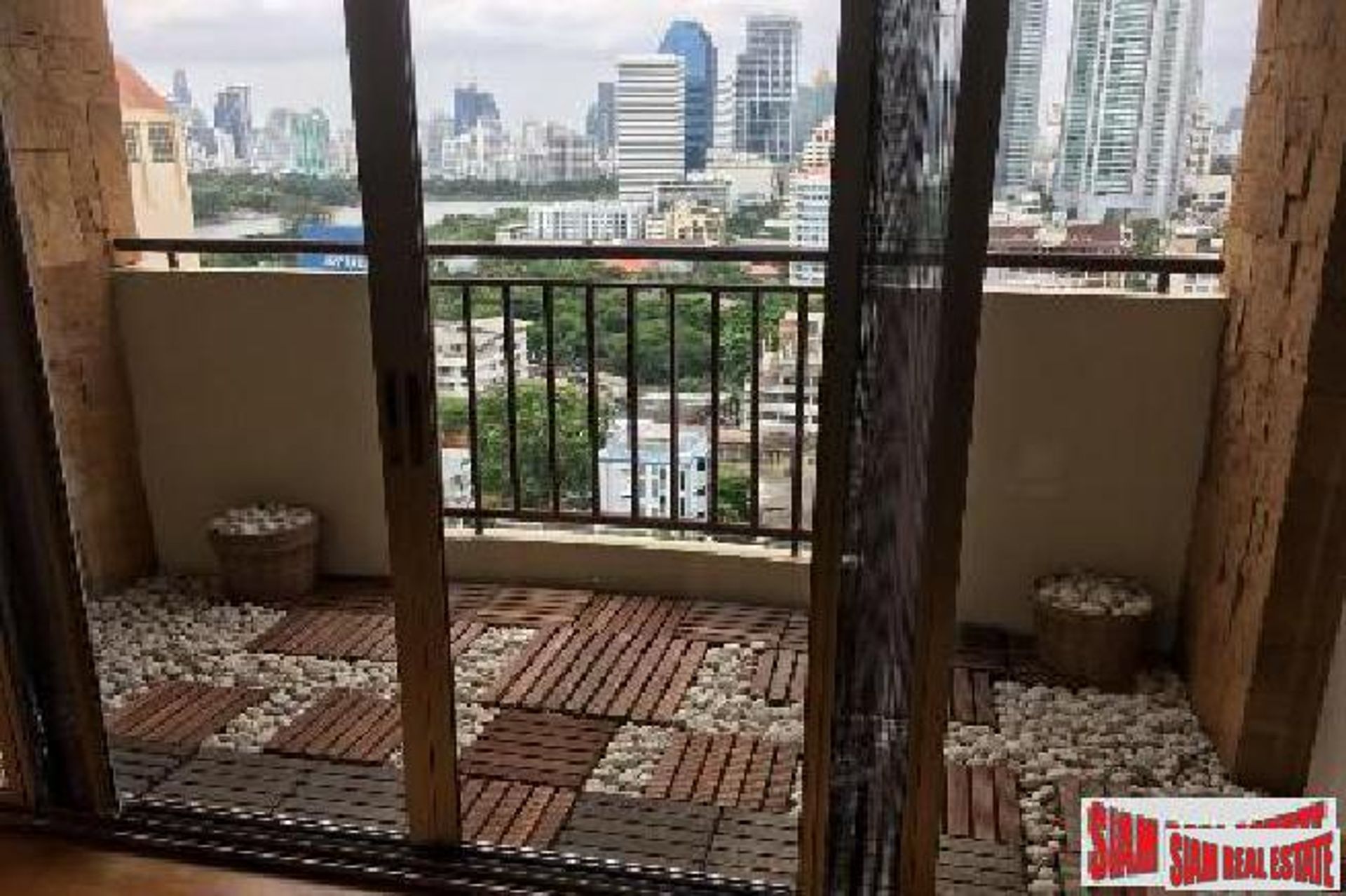 Condominio nel Khlong Toei, Krung Thep Maha Nakhon 10709207