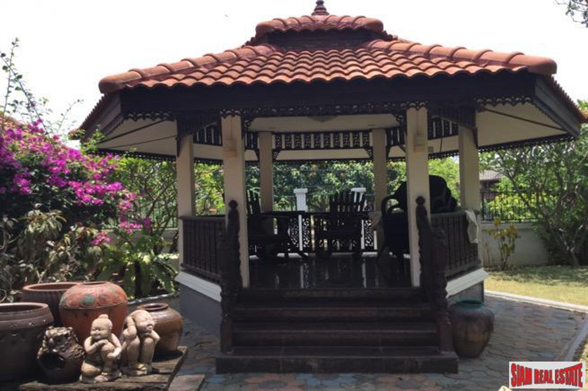 casa no Nong Ngu Luam, Nakhon Pathom 10709352