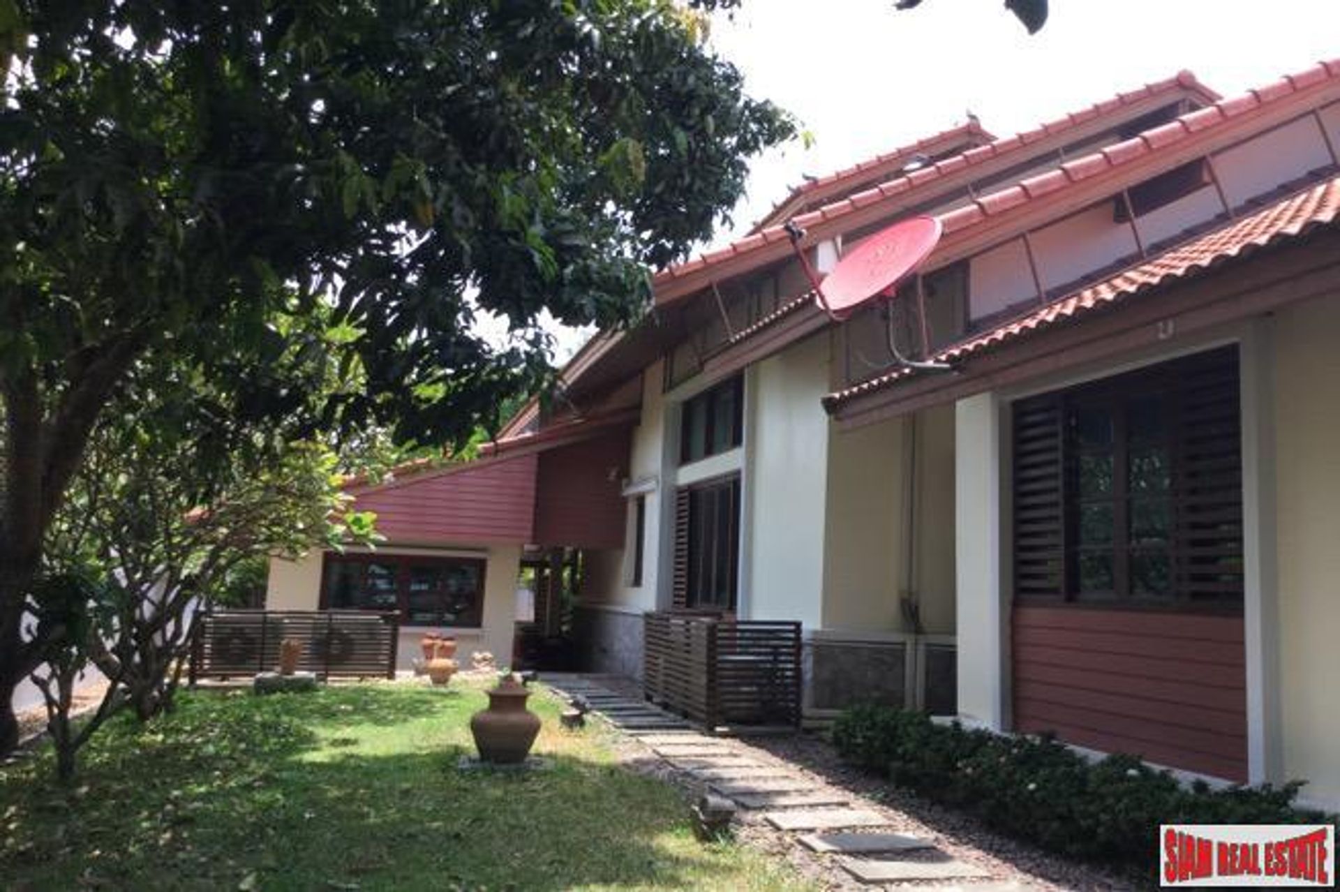 Hus i Nong Ngu Luam, Nakhon Pathom 10709352